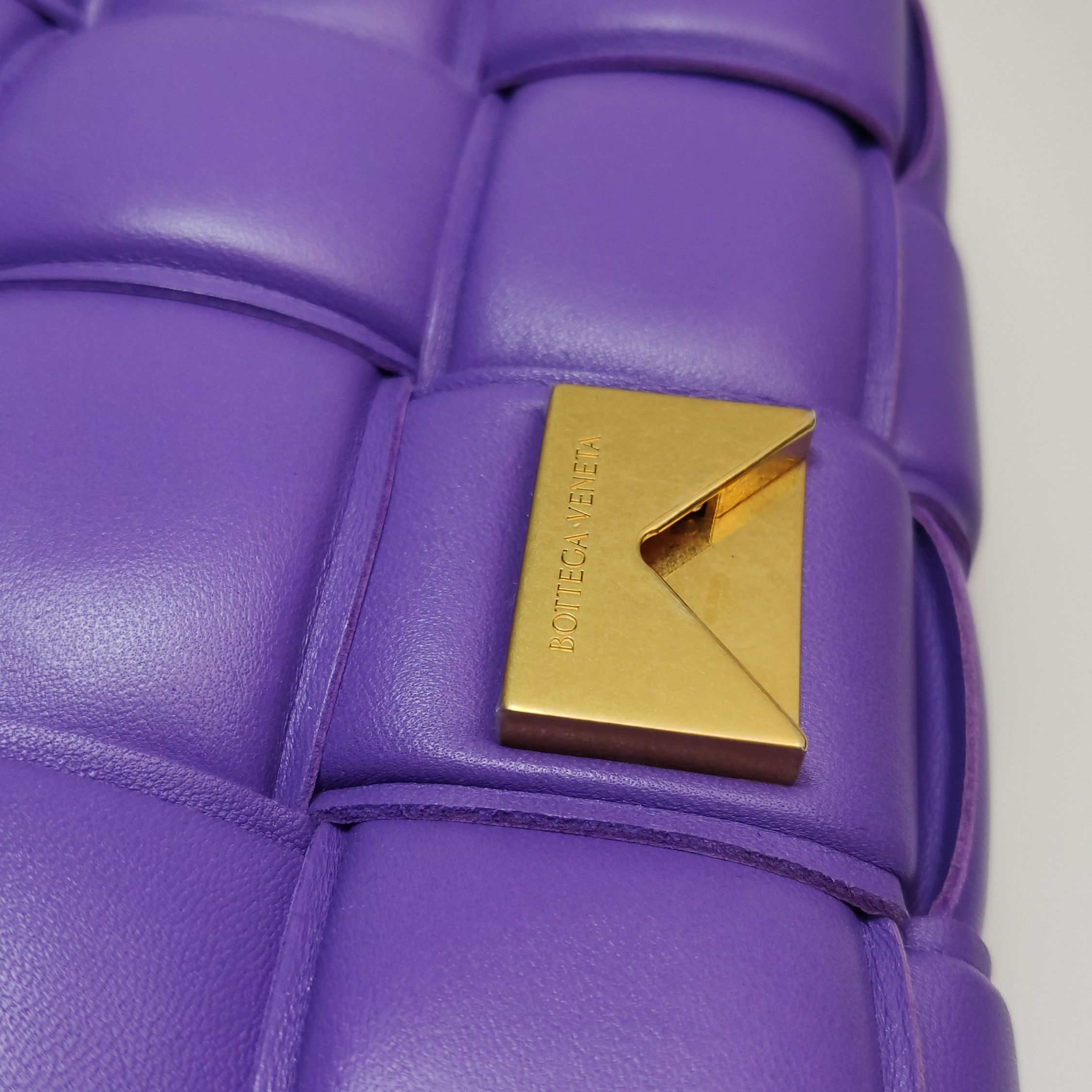 Bottega Veneta Bottega Veneta Purple Intreccio Cassette Shoulder Bag Size ONE SIZE - 13 Thumbnail