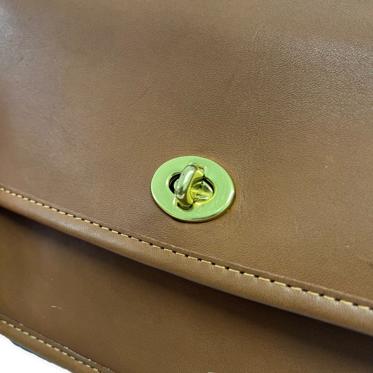Coach COACH Old Coach Turnlock Glove Leather Blazer Brown Size ONE SIZE - 7 Thumbnail