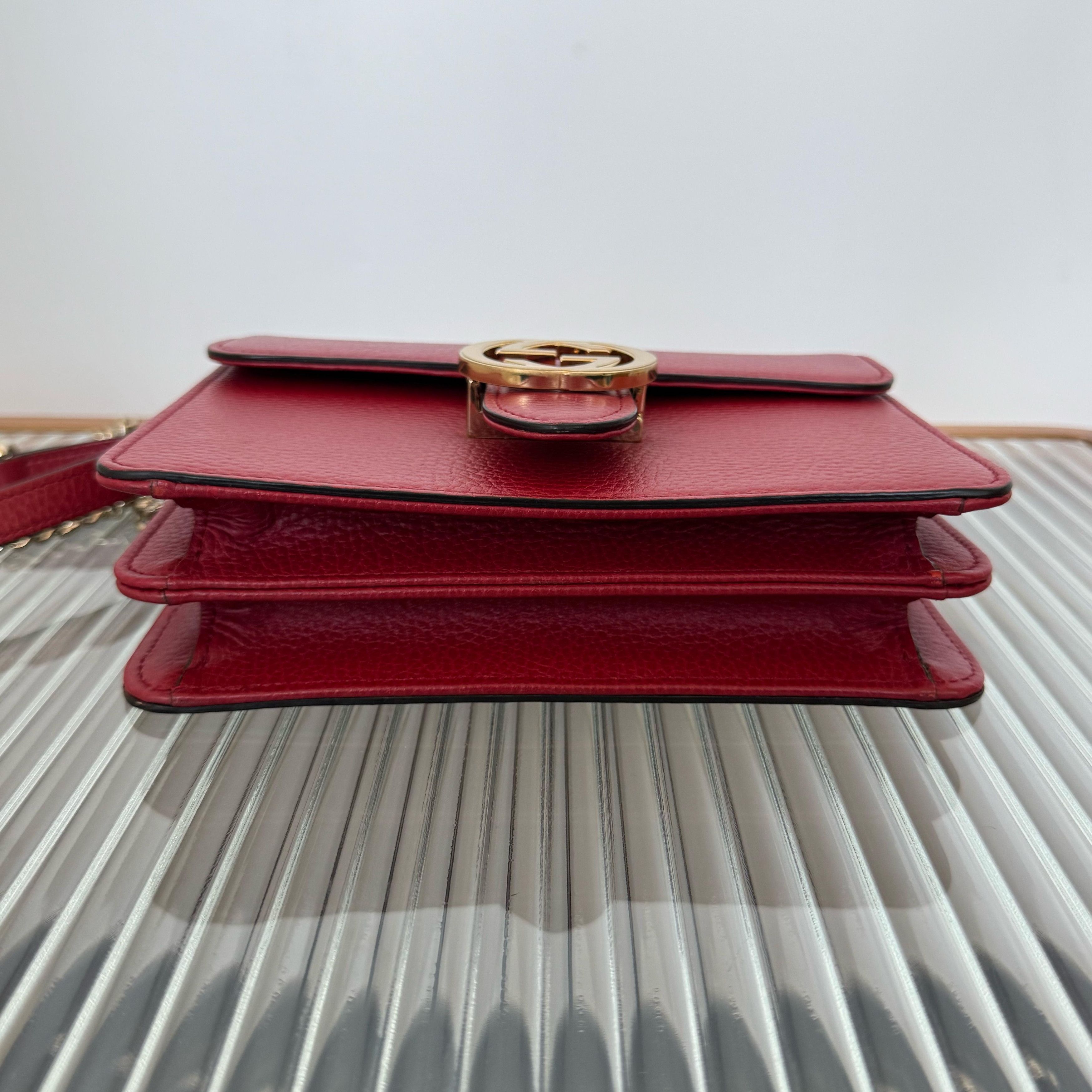 Gucci Gucci Interlocking G Red Leather Shoulder Bag Size ONE SIZE - 6 Thumbnail