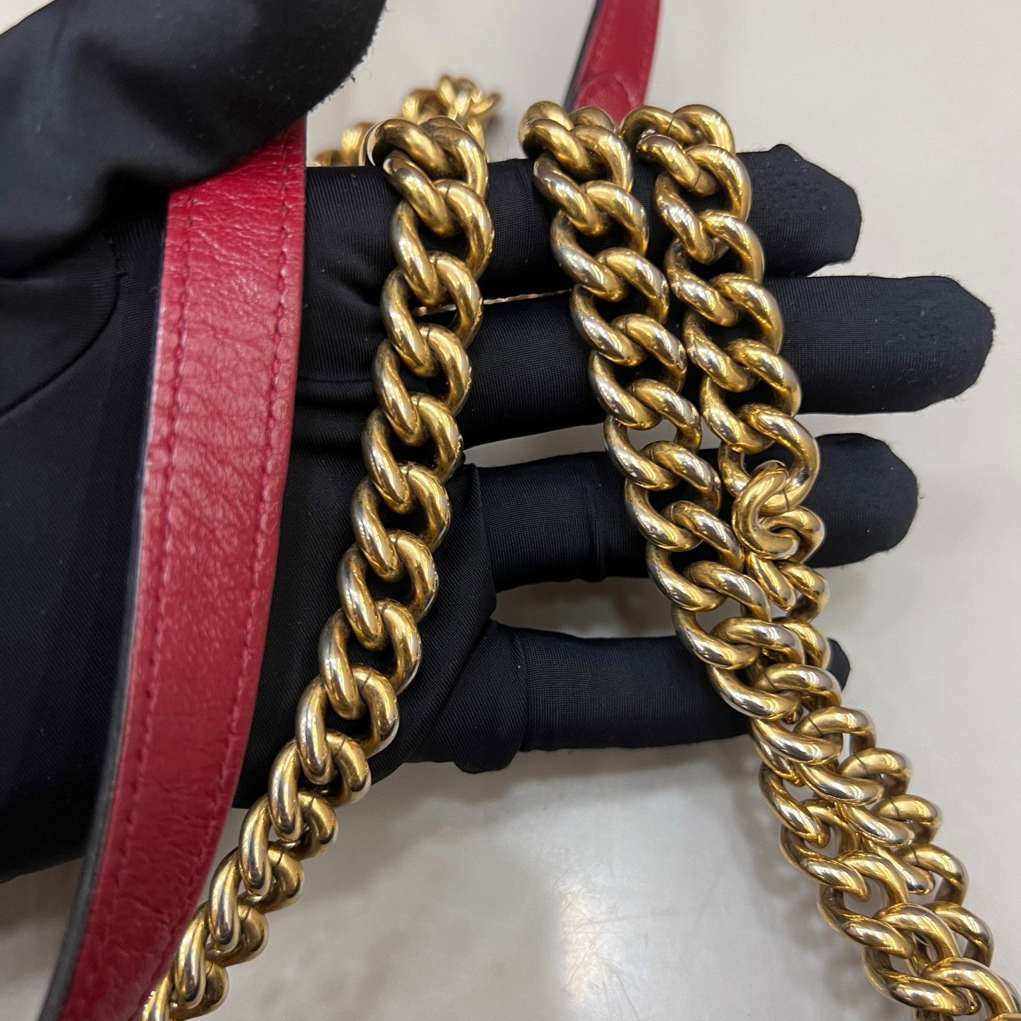 Gucci Gucci GG Marmont Quilted Leather Chain Bag Medium Size Size ONE SIZE - 11 Thumbnail