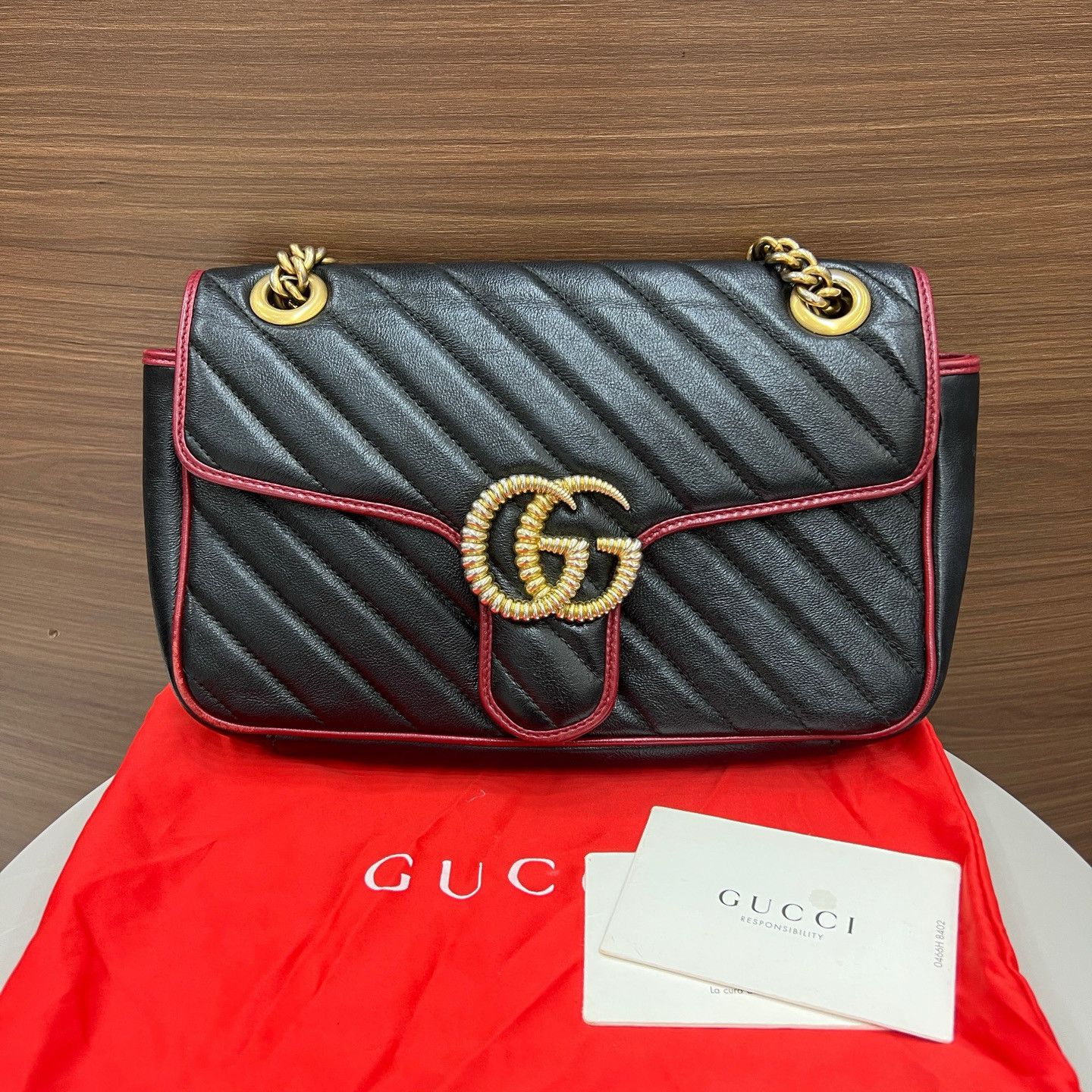 Gucci Gucci GG Marmont Quilted Leather Chain Bag Medium Size Size ONE SIZE - 2 Thumbnail