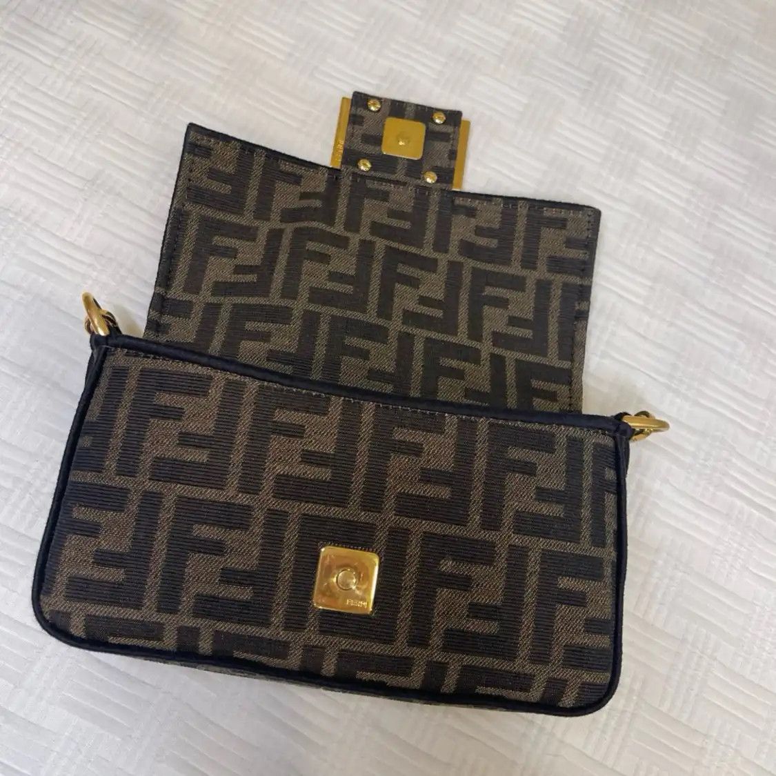 Fendi FENDI Baguette mini brown fabric doubleF jacquard baguette bag crossbody bag gol Size ONE SIZE - 7 Thumbnail