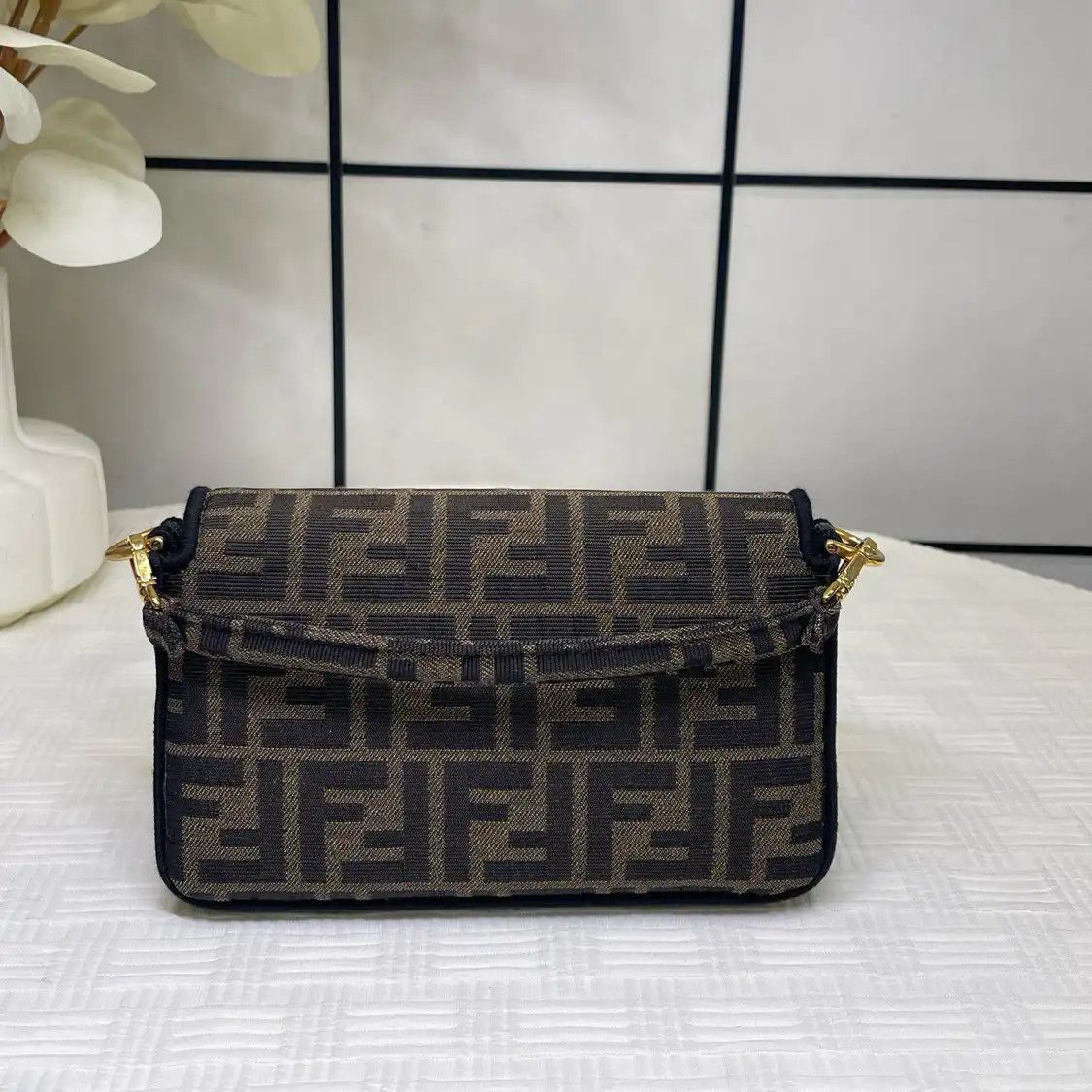 Fendi FENDI Baguette mini brown fabric doubleF jacquard baguette bag crossbody bag gol Size ONE SIZE - 4 Thumbnail