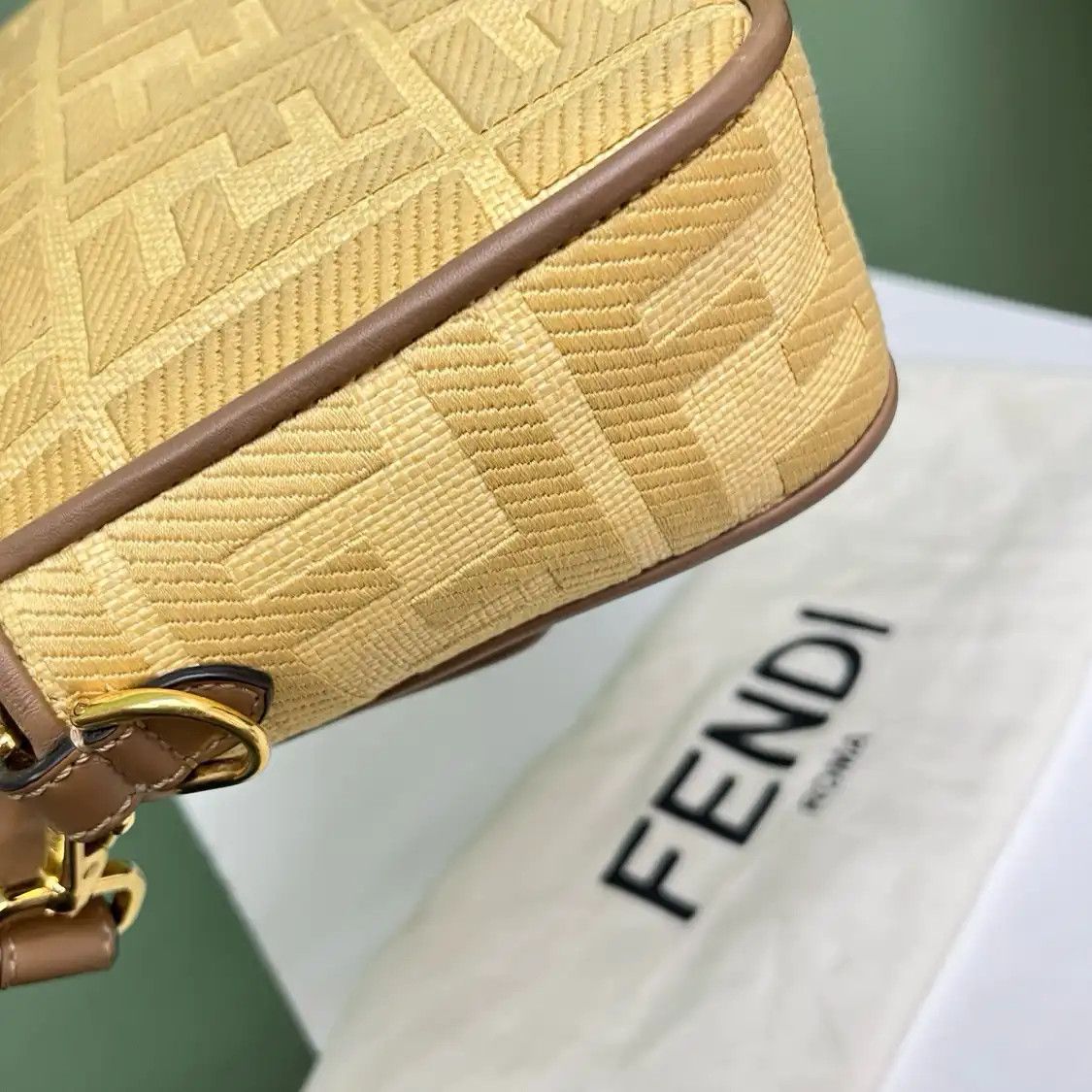 Fendi FENDI Baguette Medium yellow canvas handbag gold hardware detachable strap Size ONE SIZE - 5 Thumbnail