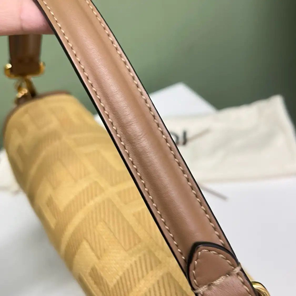 Fendi FENDI Baguette Medium yellow canvas handbag gold hardware detachable strap Size ONE SIZE - 8 Thumbnail