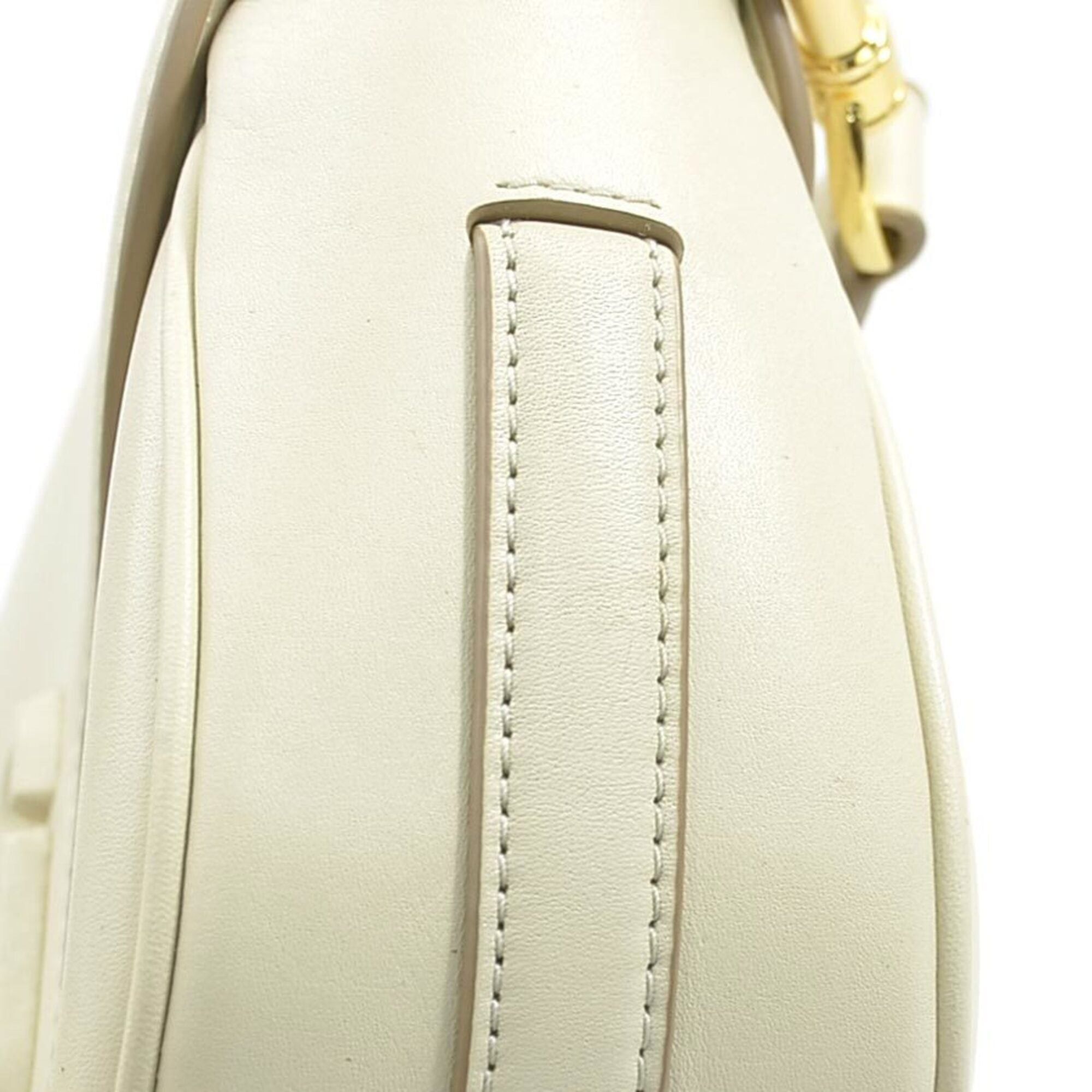 Marc Jacobs Marc Jacobs Shoulder Bag The Leather Covered J Mark Small Saddle Ivory Women's r11401j Size ONE SIZE - 13 Thumbnail