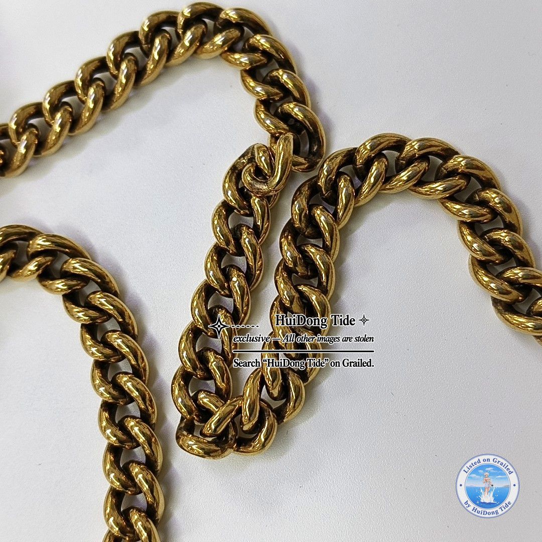 Gucci Gucci GG Marmont Mini Leather Chain Shoulder Bag Size ONE SIZE - 15 Thumbnail
