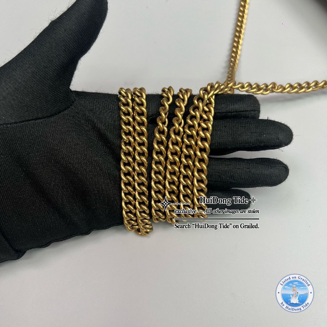Gucci Gucci GG Marmont Mini Chevron Leather Chain Bag Size ONE SIZE - 8 Thumbnail