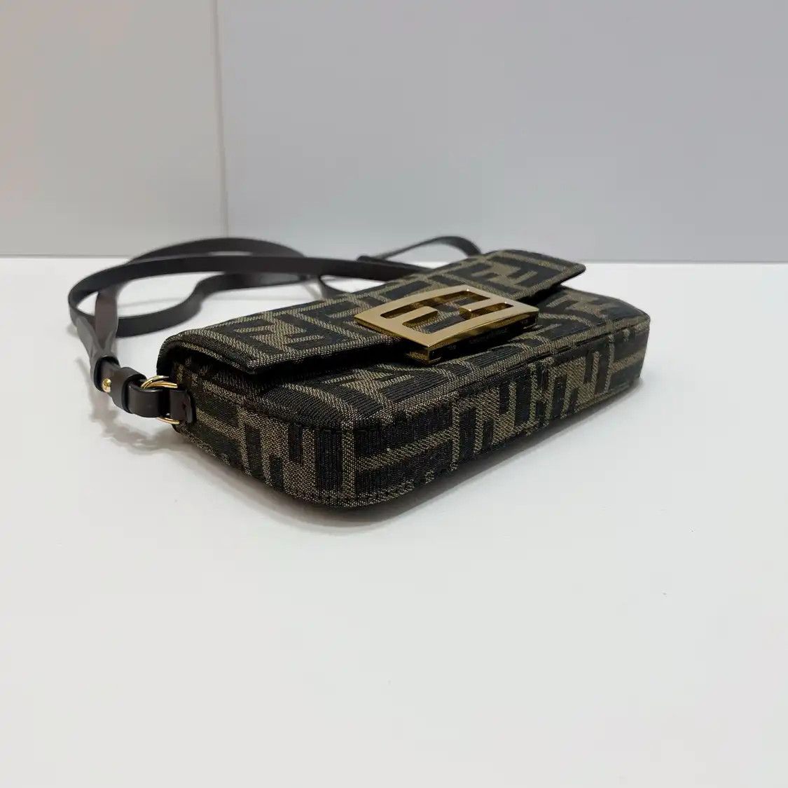 Fendi FENDI Baguette brown canvas doubleF monogram crossbody bag Size ONE SIZE - 3 Thumbnail