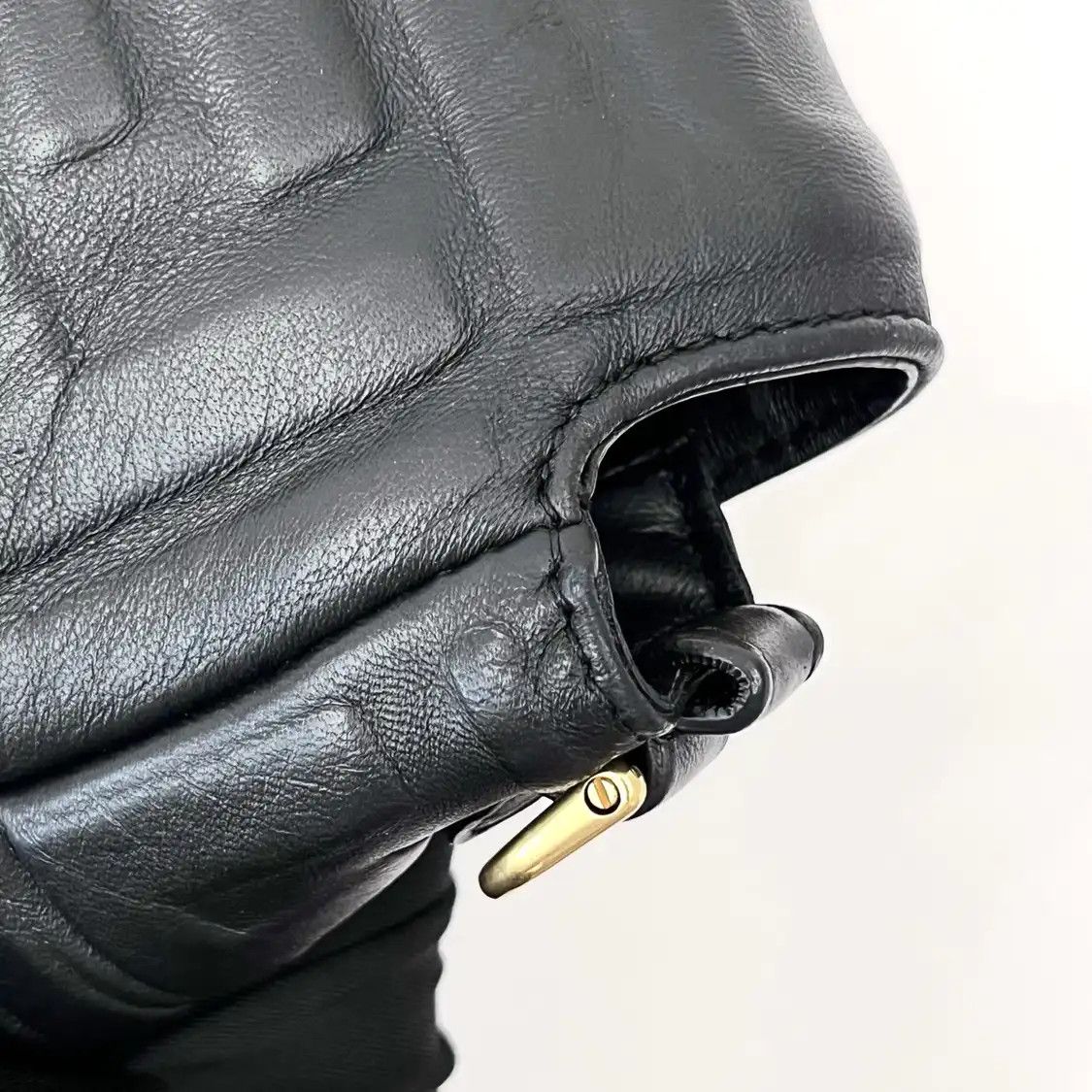 Fendi FENDI Baguette Large black sheepskin doubleF embossed shoulder bag gold hardware Size ONE SIZE - 10 Thumbnail