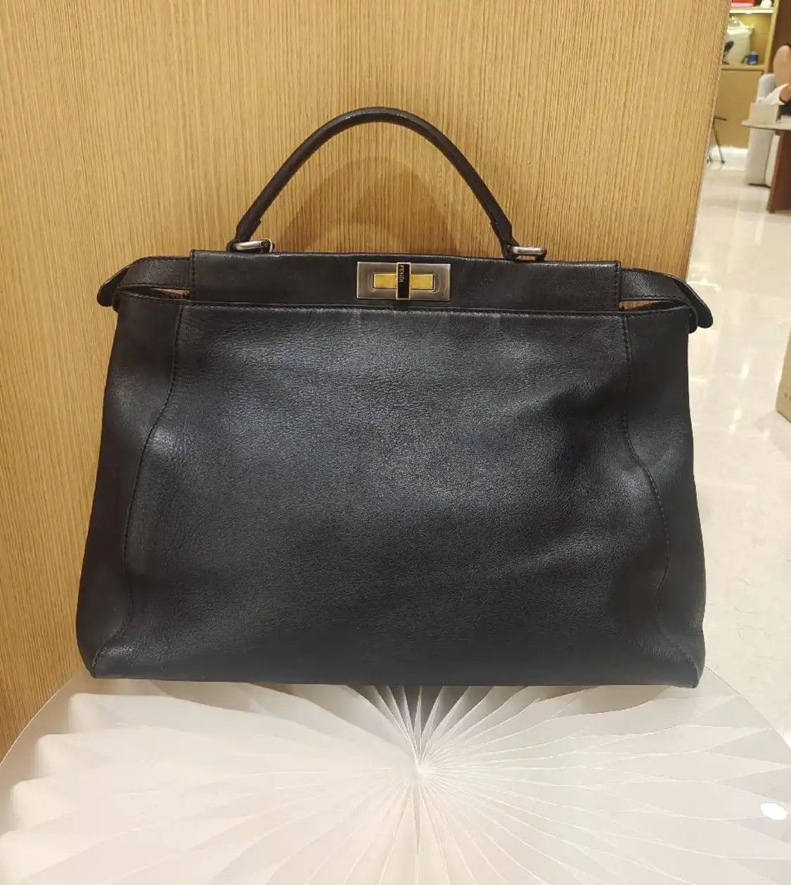 Fendi FENDI Peekaboo Large black cowhide leather shoulder bag Size ONE SIZE - 2 Thumbnail