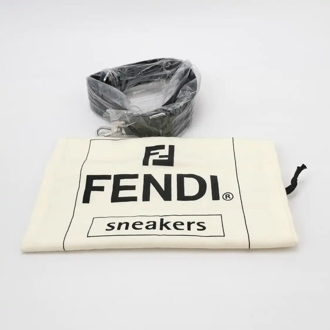 Fendi FENDI camera bag grey coated canvas doubleF print crossbody bag silver hardware Size ONE SIZE - 7 Thumbnail