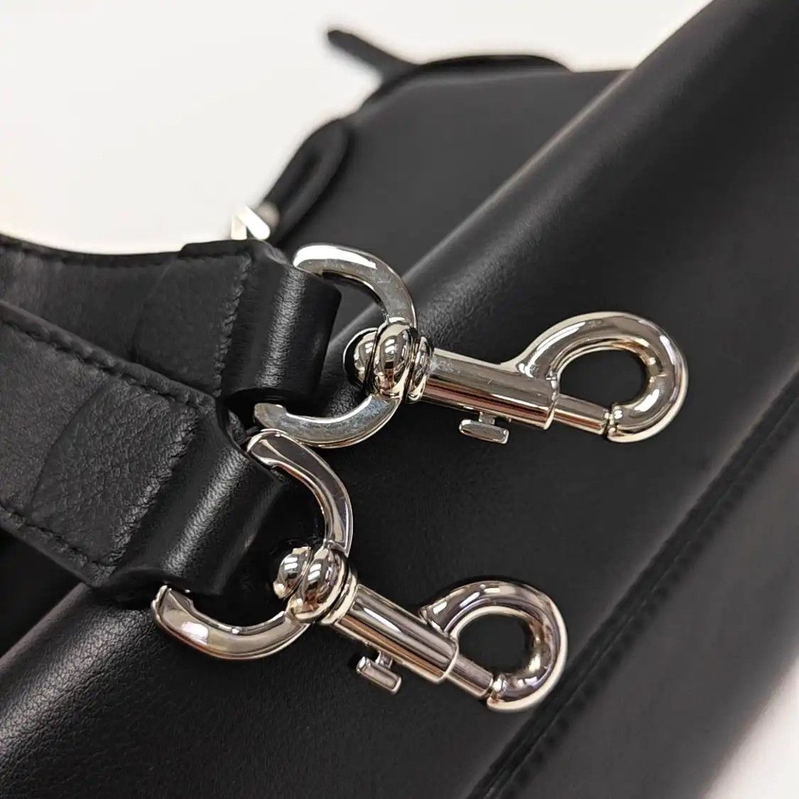 Fendi FENDI By The Way Medium black cowhide leather crossbody bag handbag shoulder bag Size ONE SIZE - 15 Thumbnail