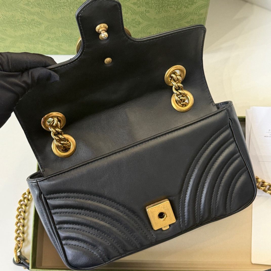 Gucci Gucci GG Marmont Black Leather Chevron Shoulder Bag Size ONE SIZE - 12 Thumbnail