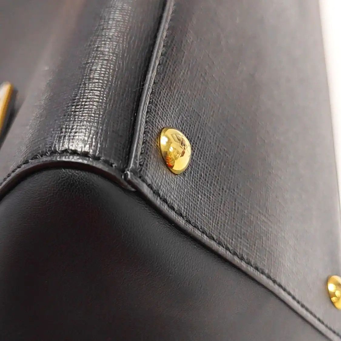 Fendi FENDI 2 Jours Medium black cowhide leather shoulder bag handbag gold hardware de Size ONE SIZE - 12 Thumbnail