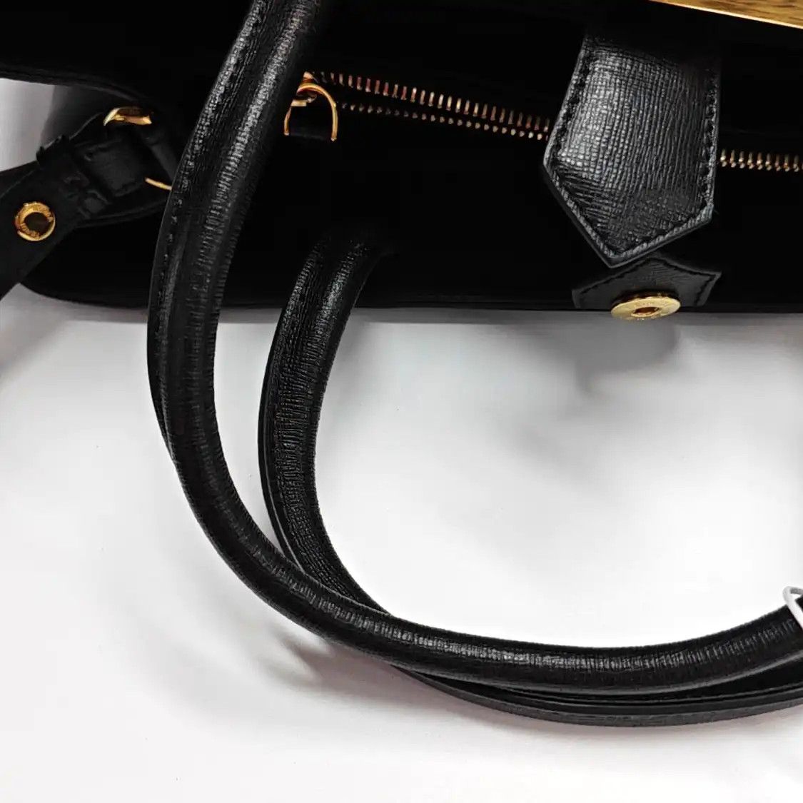 Fendi FENDI 2 Jours Medium black cowhide leather shoulder bag handbag gold hardware de Size ONE SIZE - 9 Thumbnail