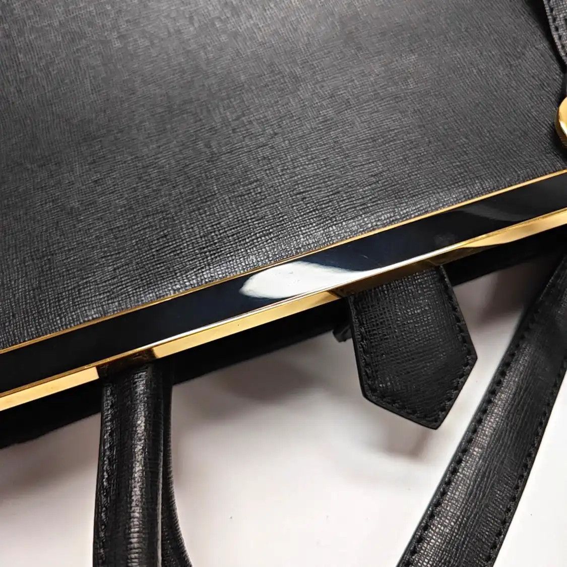 Fendi FENDI 2 Jours Medium black cowhide leather shoulder bag handbag gold hardware de Size ONE SIZE - 14 Thumbnail