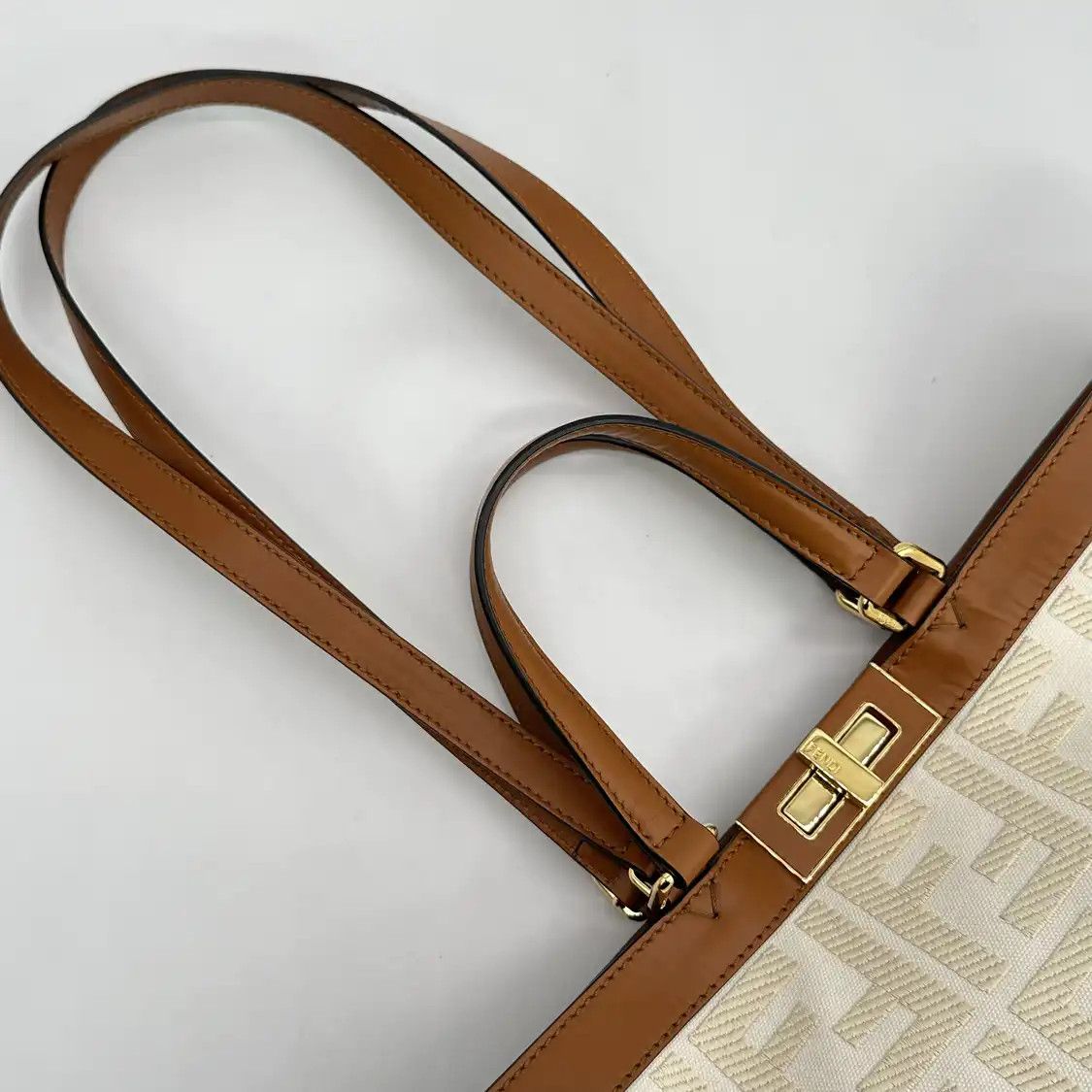 Fendi FENDI Peekaboo Medium white canvas handbag Size ONE SIZE - 5 Thumbnail