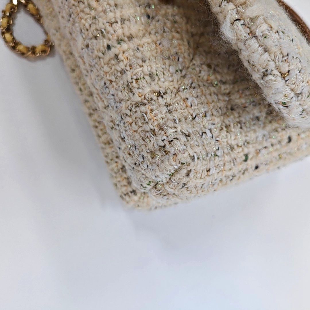 Chanel Chanel Tweed Classic Flap Handle Bag ONE SIZE Size ONE SIZE - 13 Thumbnail