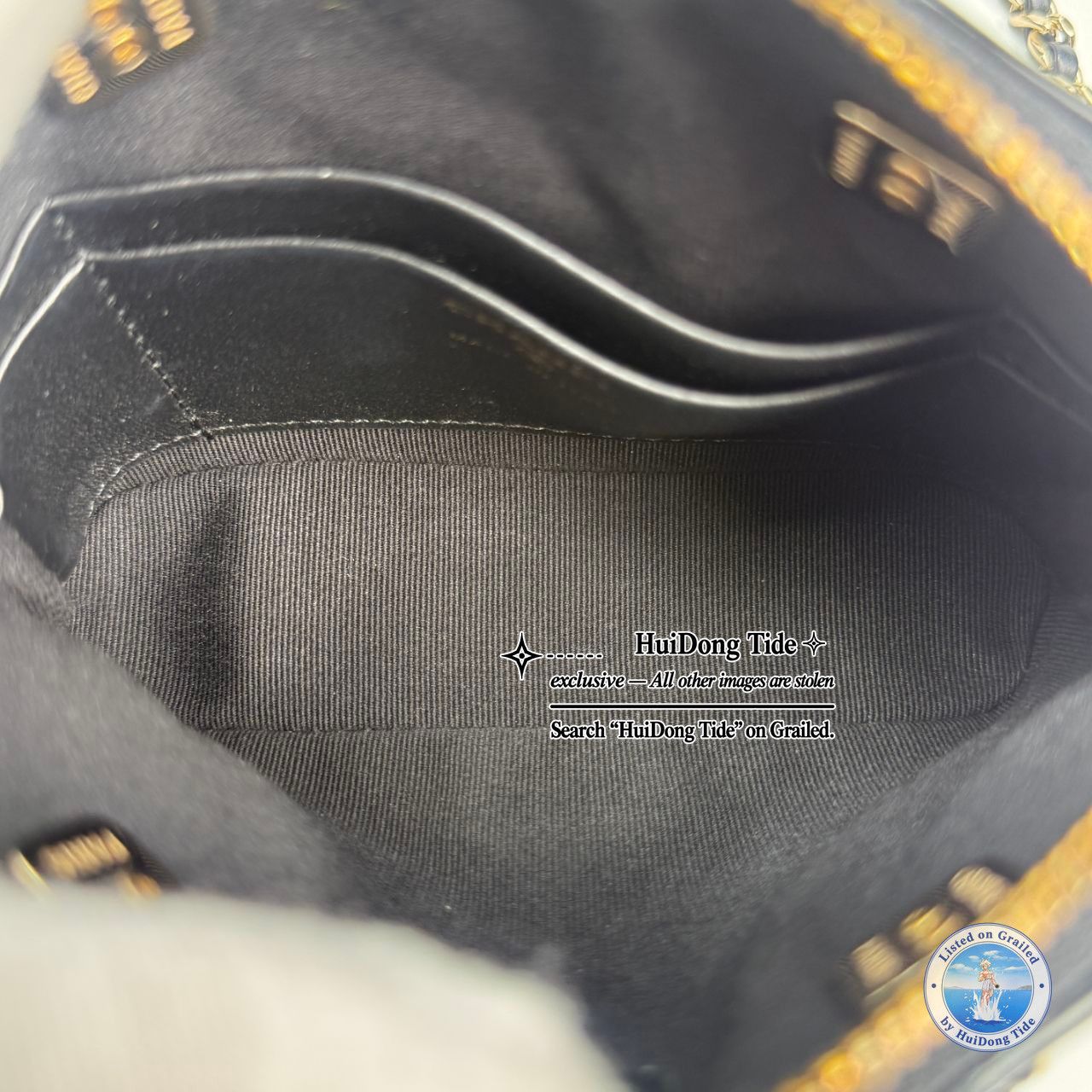 Chanel CHANEL Quilted Patent Leather Dome Bag Size ONE SIZE Size ONE SIZE - 7 Thumbnail