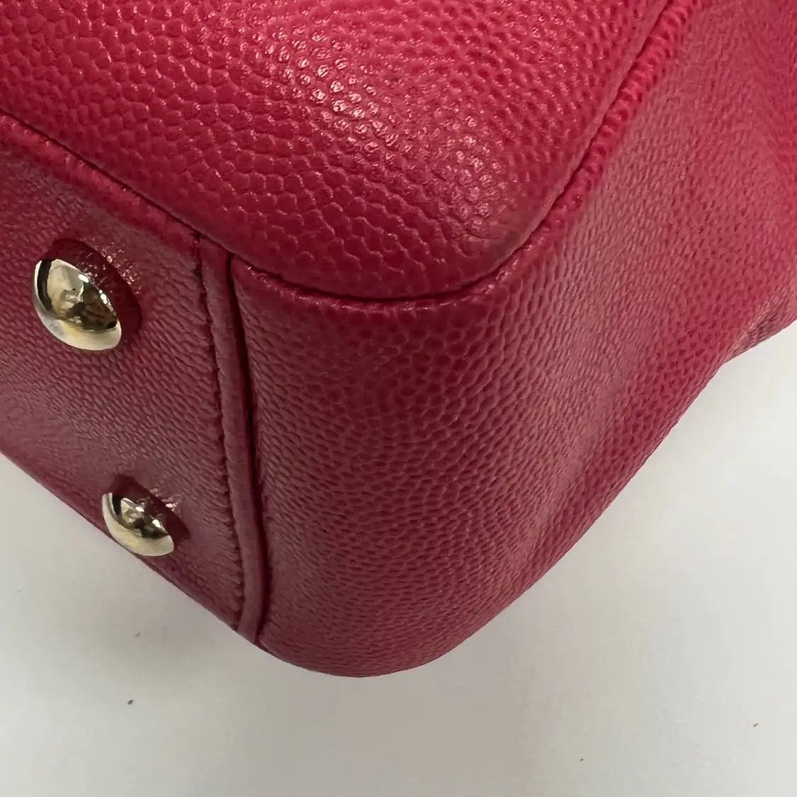 Chanel CHANEL BUSINESS AFFINITY Medium red pebbled cowhide leather quilted shoulder bag Size ONE SIZE - 14 Thumbnail
