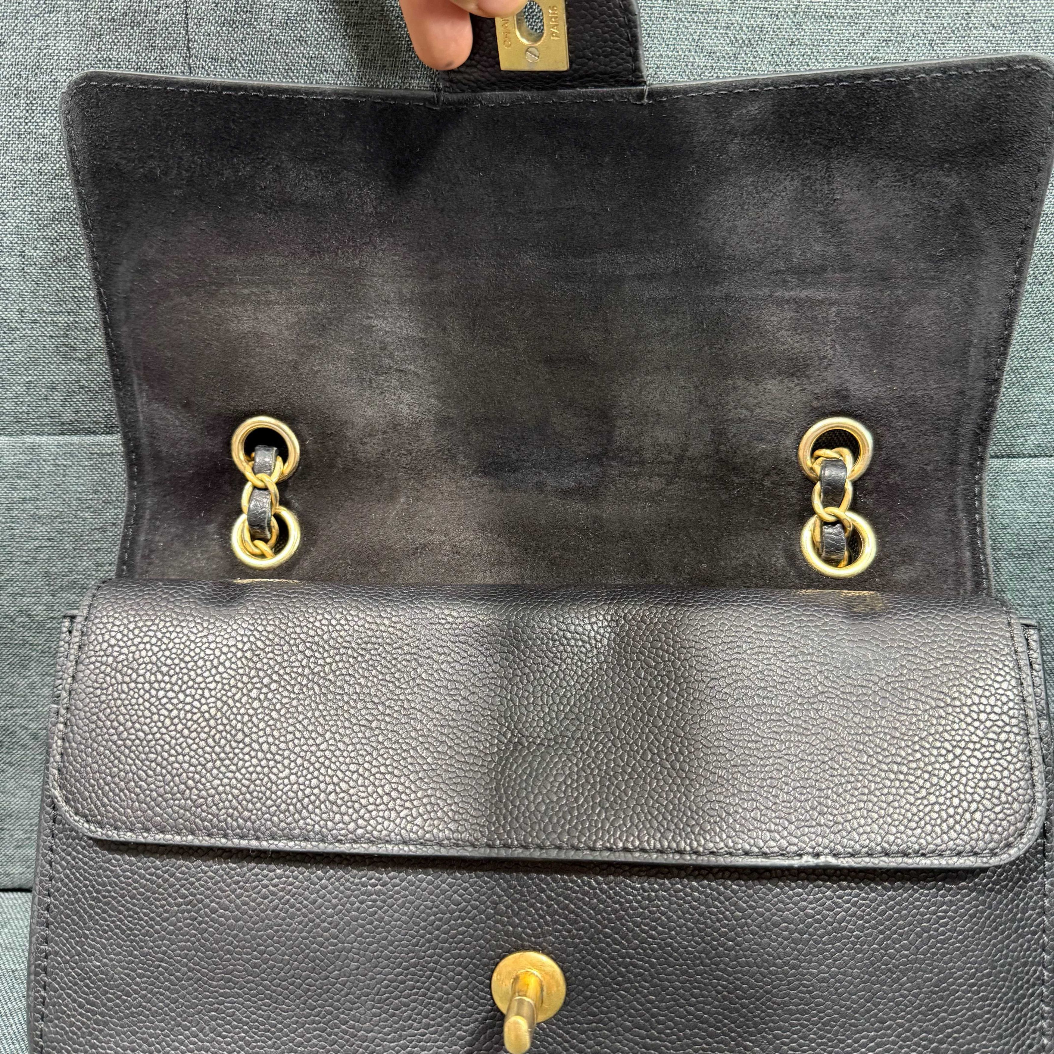 Chanel CHANEL Classic Flap Medium Caviar Leather Shoulder Bag Size ONE SIZE - 9 Thumbnail