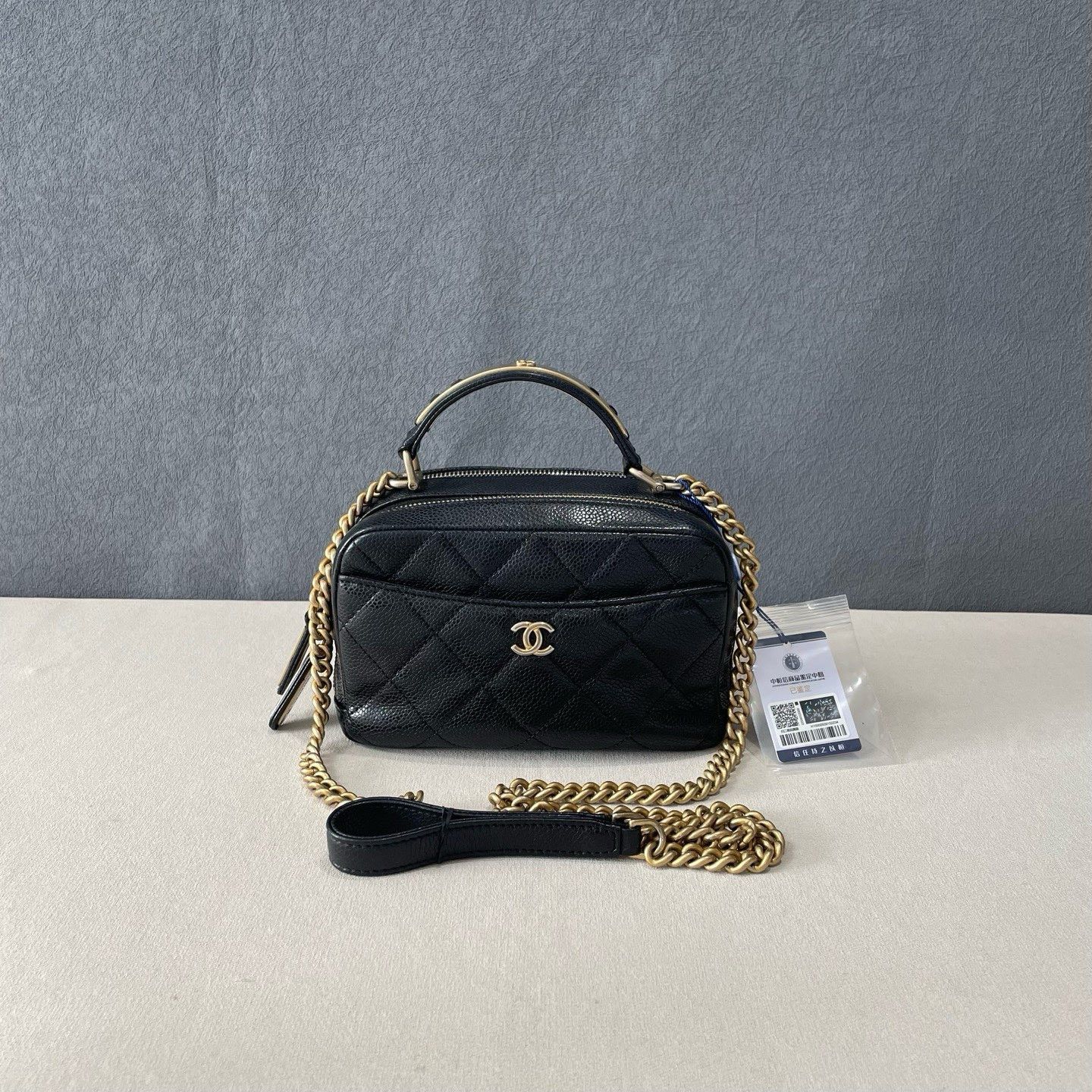 Chanel Chanel Quilted Caviar Camera Case Bag Size ONE SIZE Size ONE SIZE - 2 Thumbnail