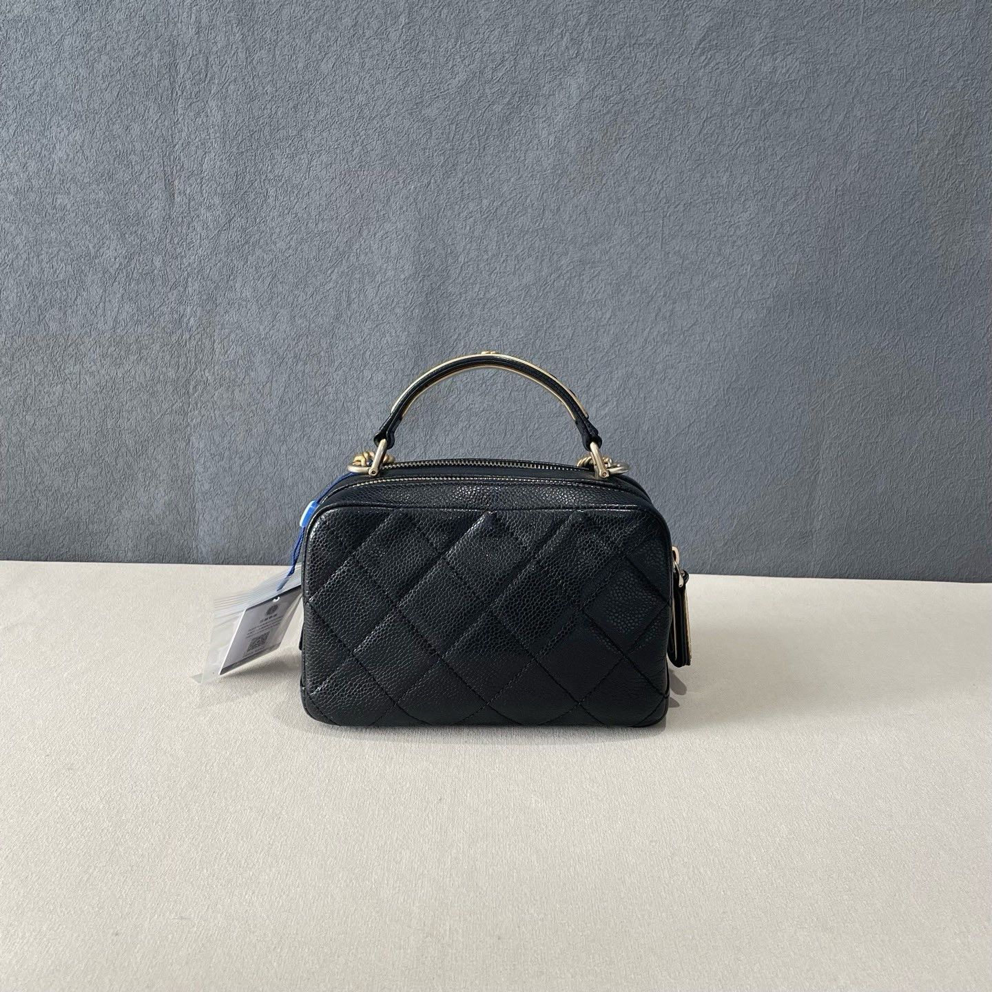 Chanel Chanel Quilted Caviar Camera Case Bag Size ONE SIZE Size ONE SIZE - 4 Thumbnail