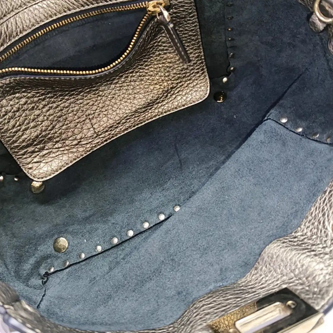 Valentino VALENTINO Rockstud Small champagne cowhide leather stud shoulder bag crossbody b Size ONE SIZE - 7 Thumbnail
