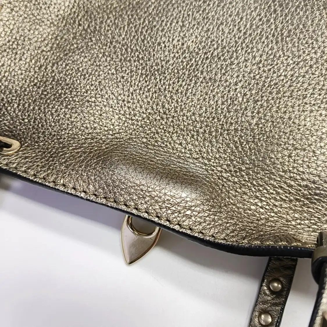 Valentino VALENTINO Rockstud Small champagne cowhide leather stud shoulder bag crossbody b Size ONE SIZE - 13 Thumbnail