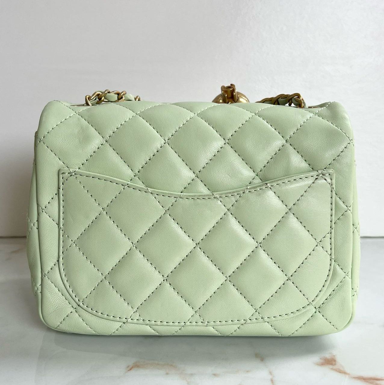Chanel Chanel Classic Flap Mint Lambskin Gold Hardware Chain Bag Size ONE SIZE - 5 Thumbnail