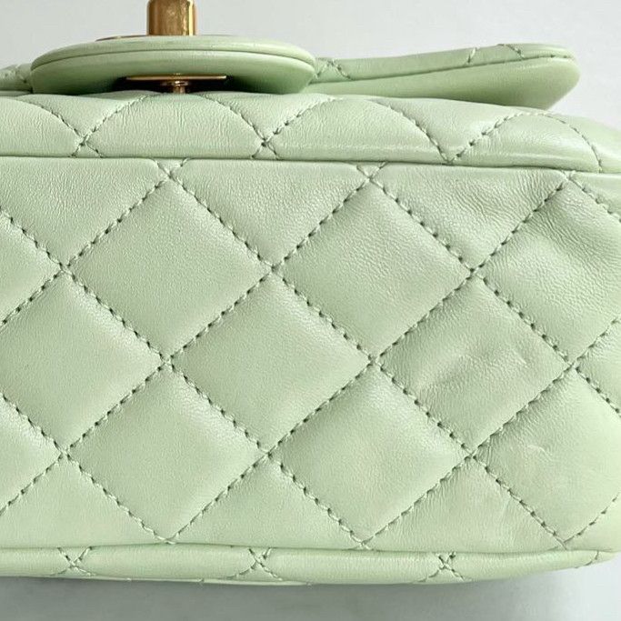 Chanel Chanel Classic Flap Mint Lambskin Gold Hardware Chain Bag Size ONE SIZE - 13 Thumbnail