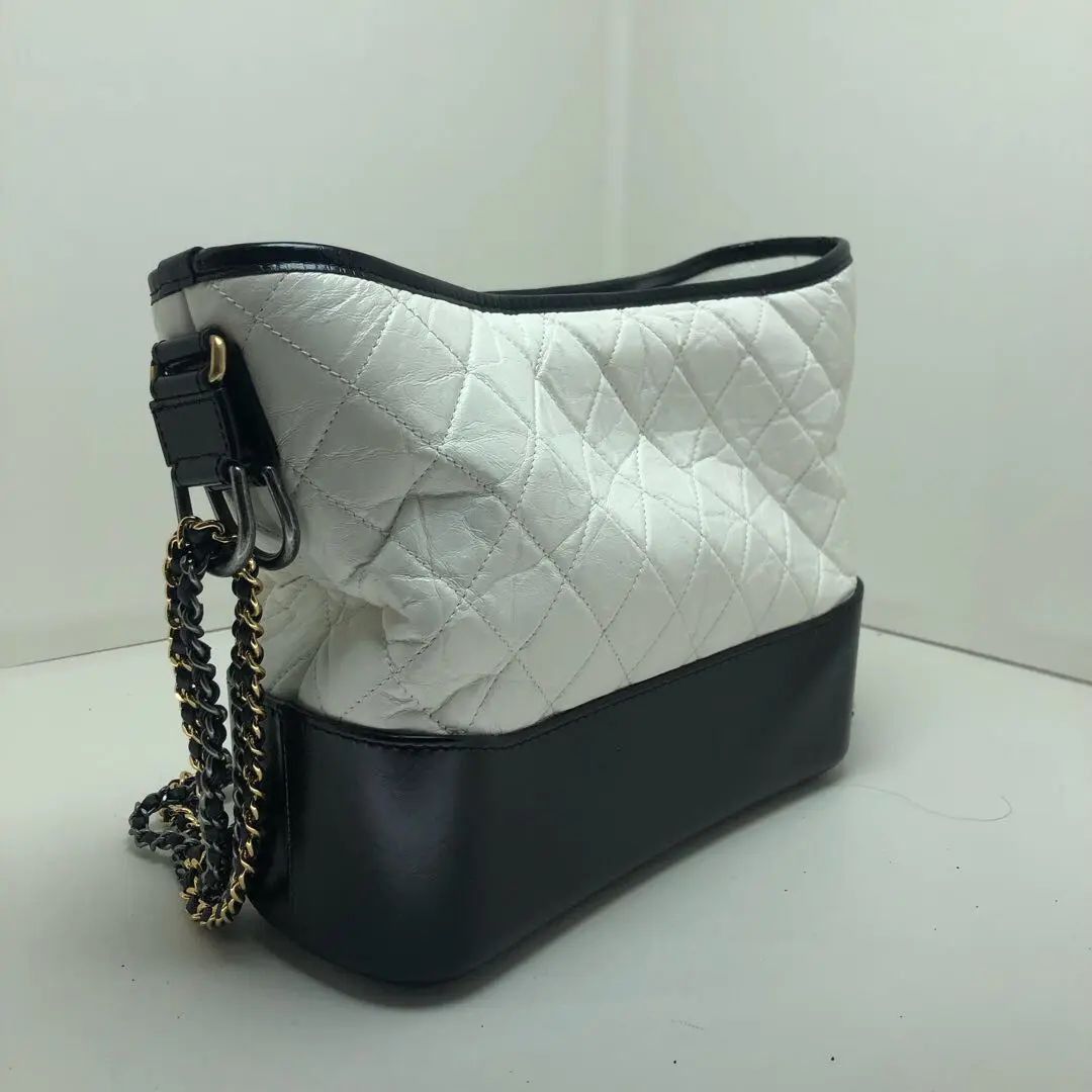 Chanel CHANEL Gabrielle Medium Quilted Leather Shoulder Bag Size ONE SIZE - 5 Thumbnail