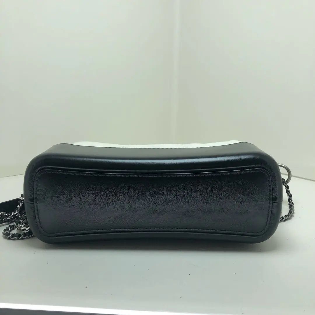 Chanel CHANEL Gabrielle Medium Quilted Leather Shoulder Bag Size ONE SIZE - 10 Thumbnail