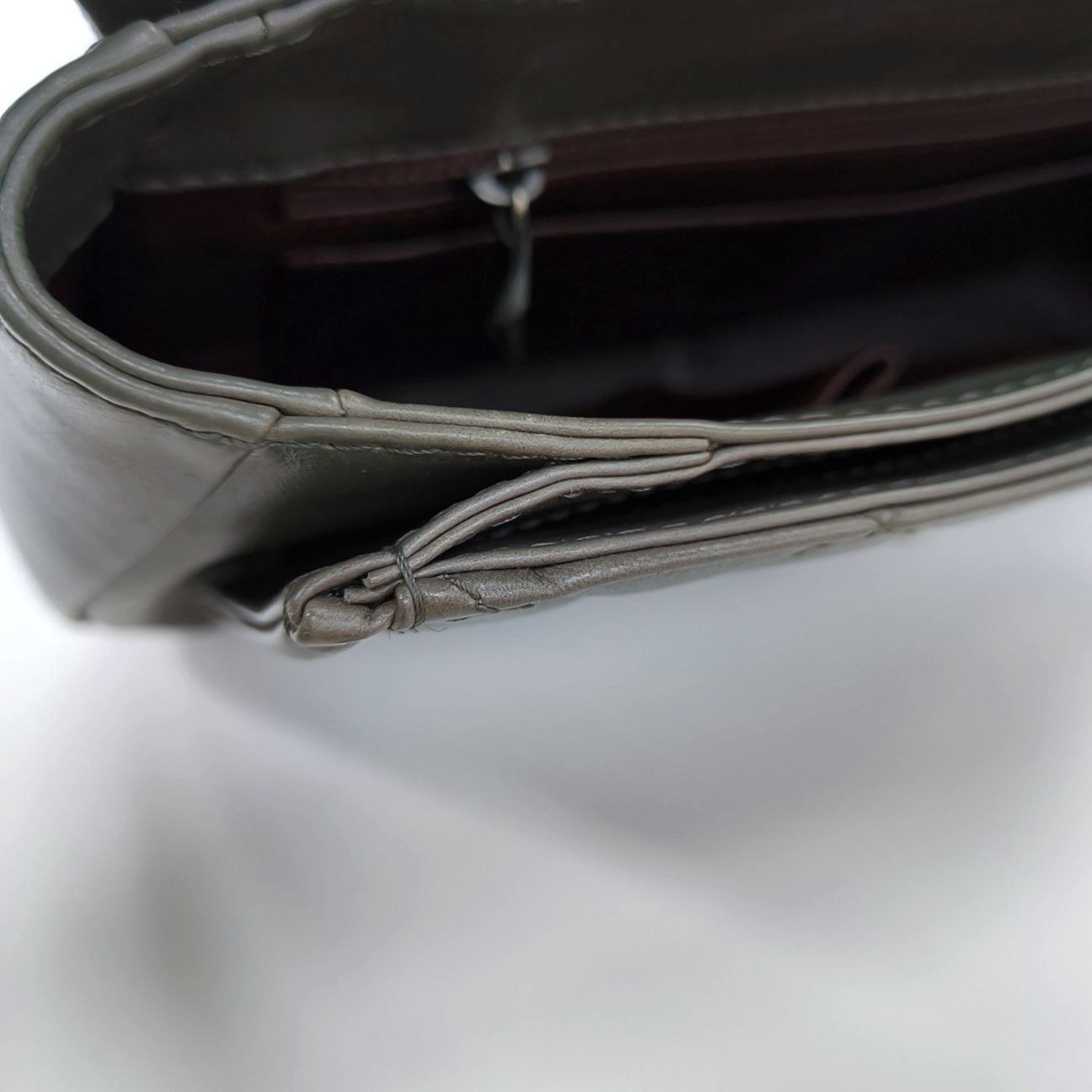 Chanel CHANEL Prestige Quilted Leather Shoulder Bag Gray Size ONE SIZE - 15 Thumbnail