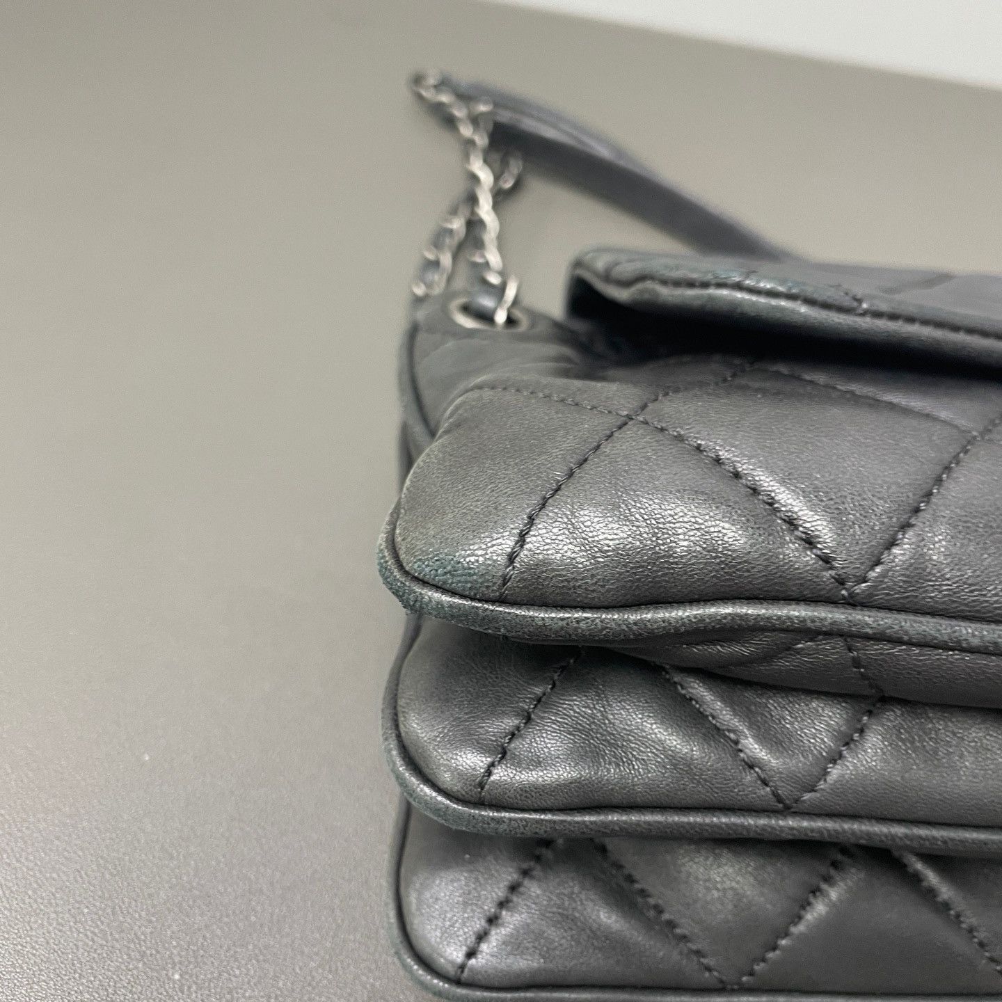 Chanel Chanel Quilted Lambskin Shoulder Bag Size ONE SIZE - 14 Thumbnail