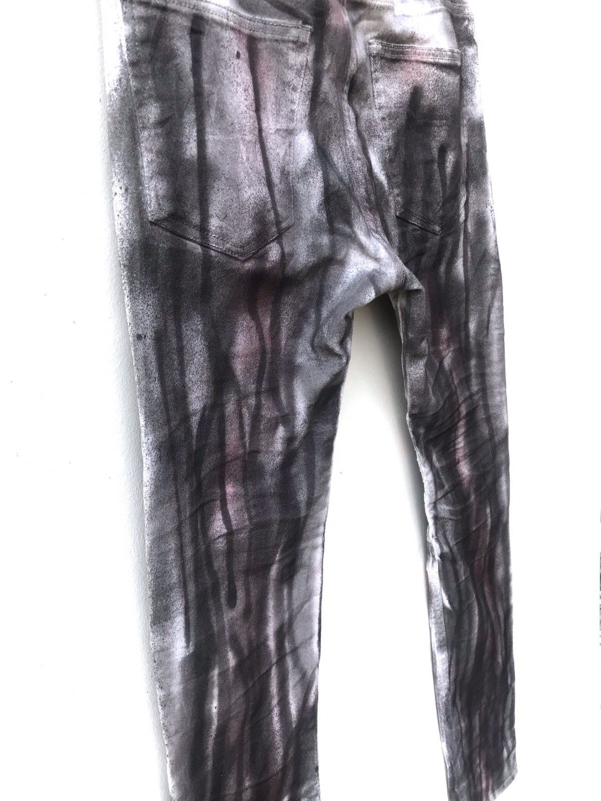 Balmain × H&M H&M SLIM PAINTED DESIGN BIKER STYLE Size US 33 - 4 Thumbnail