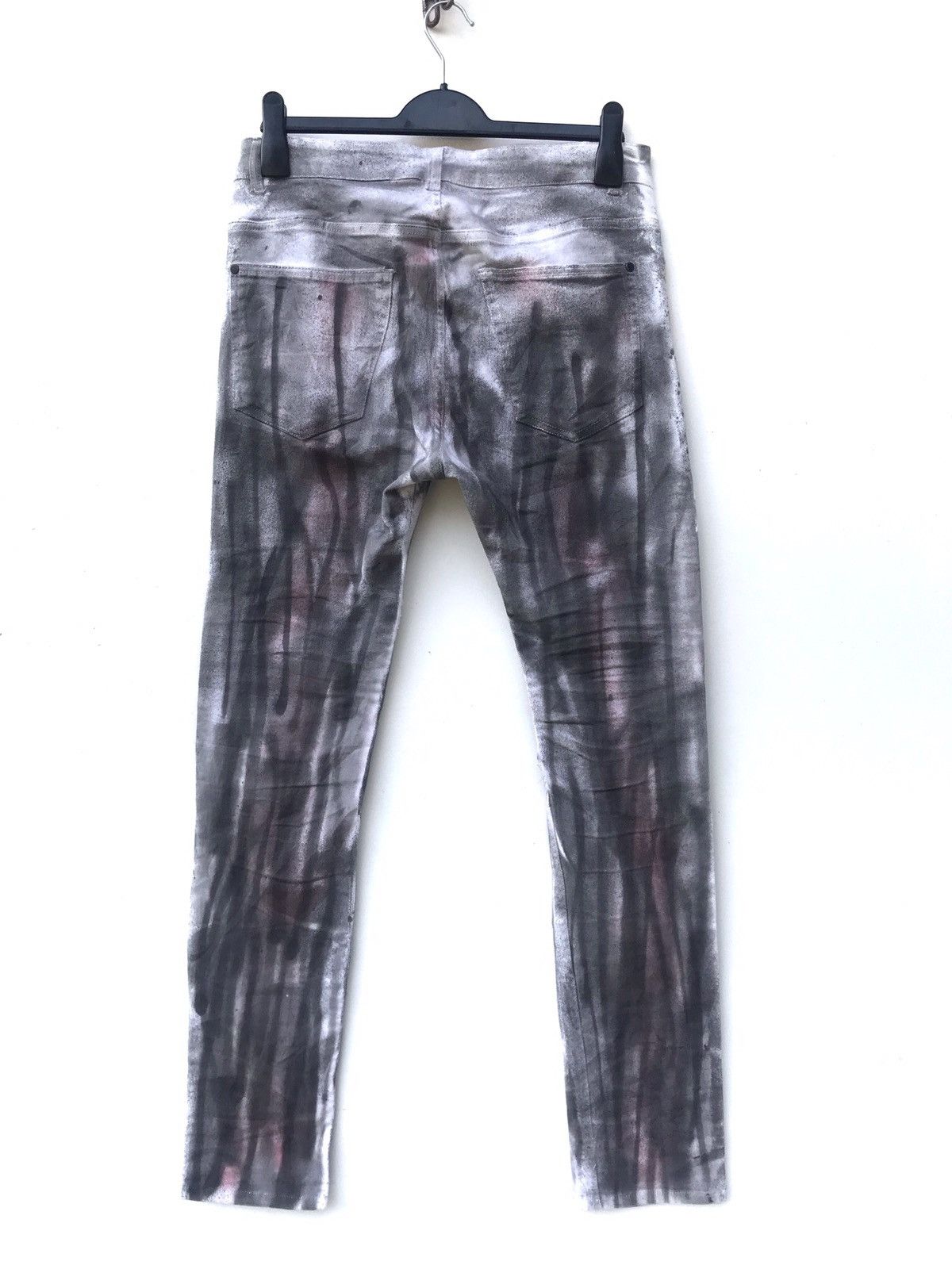 Balmain × H&M H&M SLIM PAINTED DESIGN BIKER STYLE Size US 33 - 3 Thumbnail