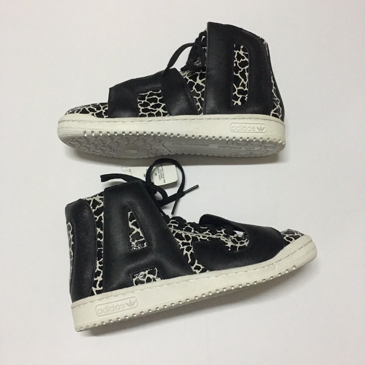 adidas jeremy scott letters