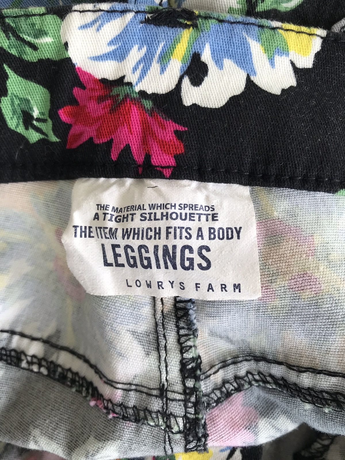 Japanese Brand JAPANESE BRAND LOWRY FARM FLORAL DESIGN SUPER SKINNY STRECH Size US 27 - 4 Thumbnail