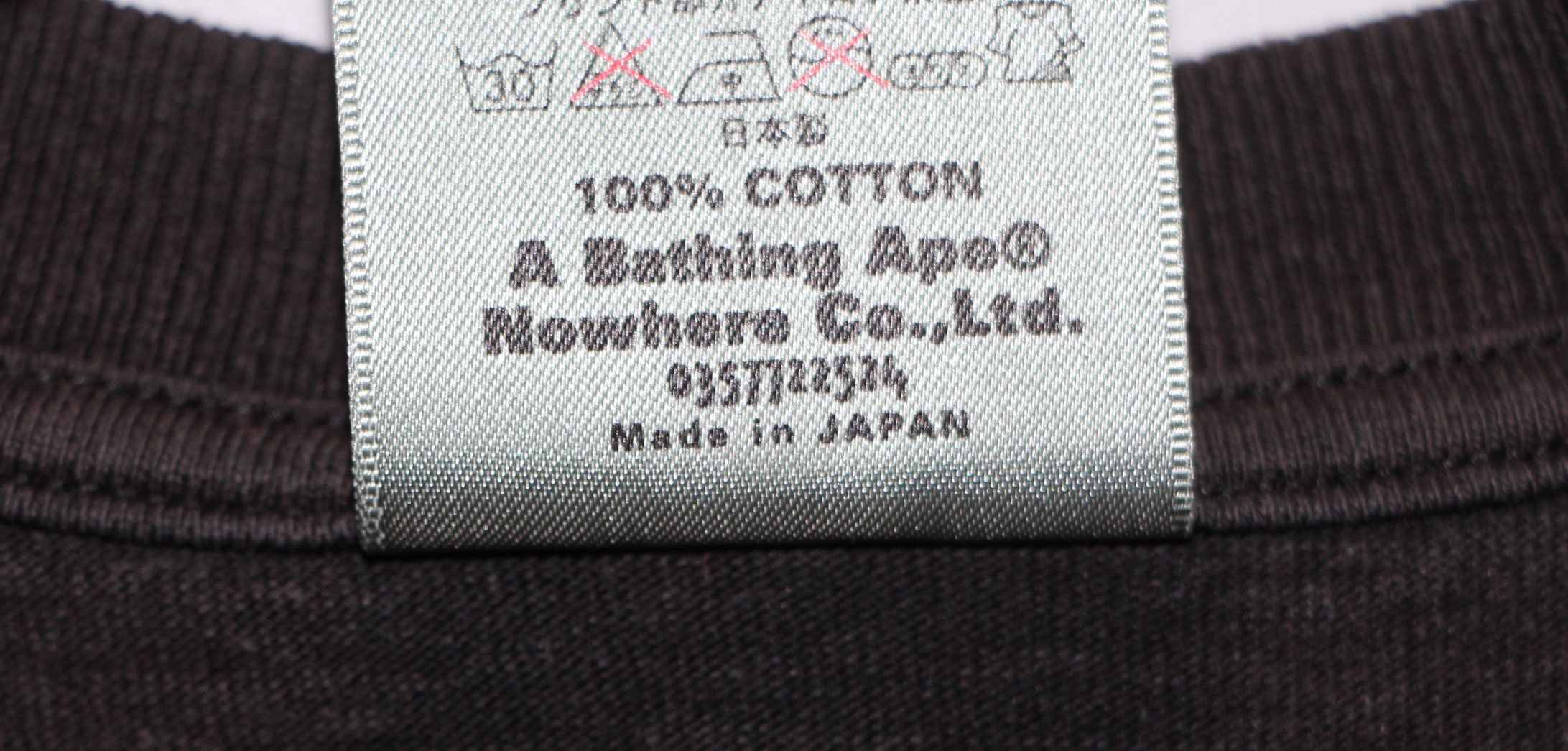 Bape Bape Girl Sta Logo Vintage Tee Size US M / EU 48-50 / 2 - 8 Thumbnail