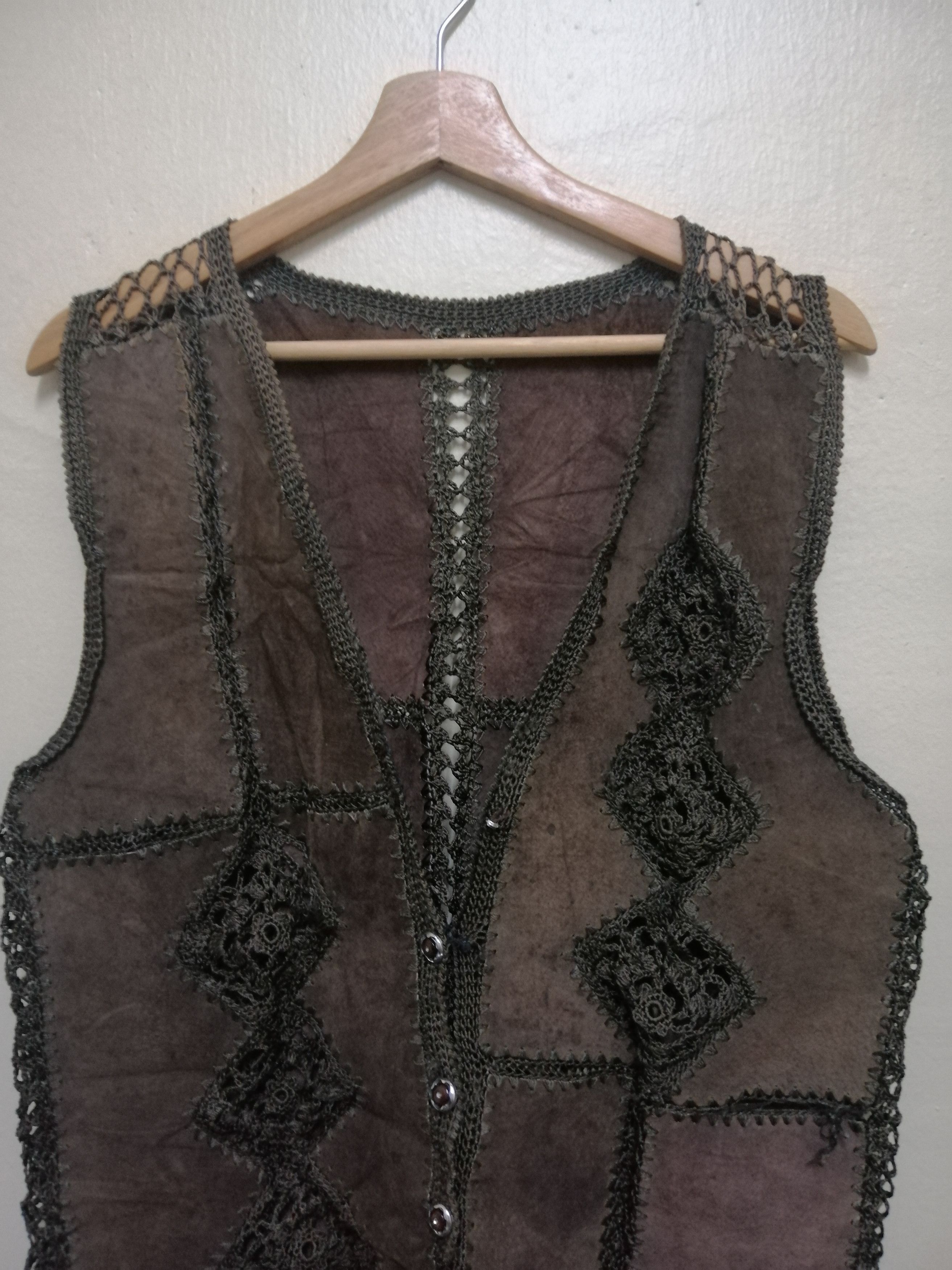 Japanese Brand Vintage Pacthwork Leather Classics Design Vest Jacket Size US M / EU 48-50 / 2 - 5 Thumbnail