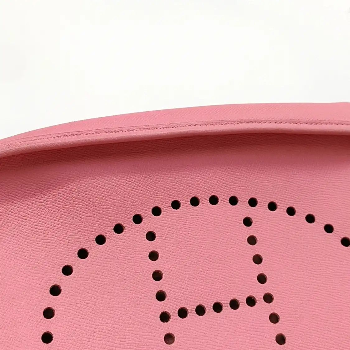 Hermes Hermes Evelyne GM Rose Confetti Epsom cowhide leather cutout Evelyne shoulder ba Size ONE SIZE - 9 Thumbnail