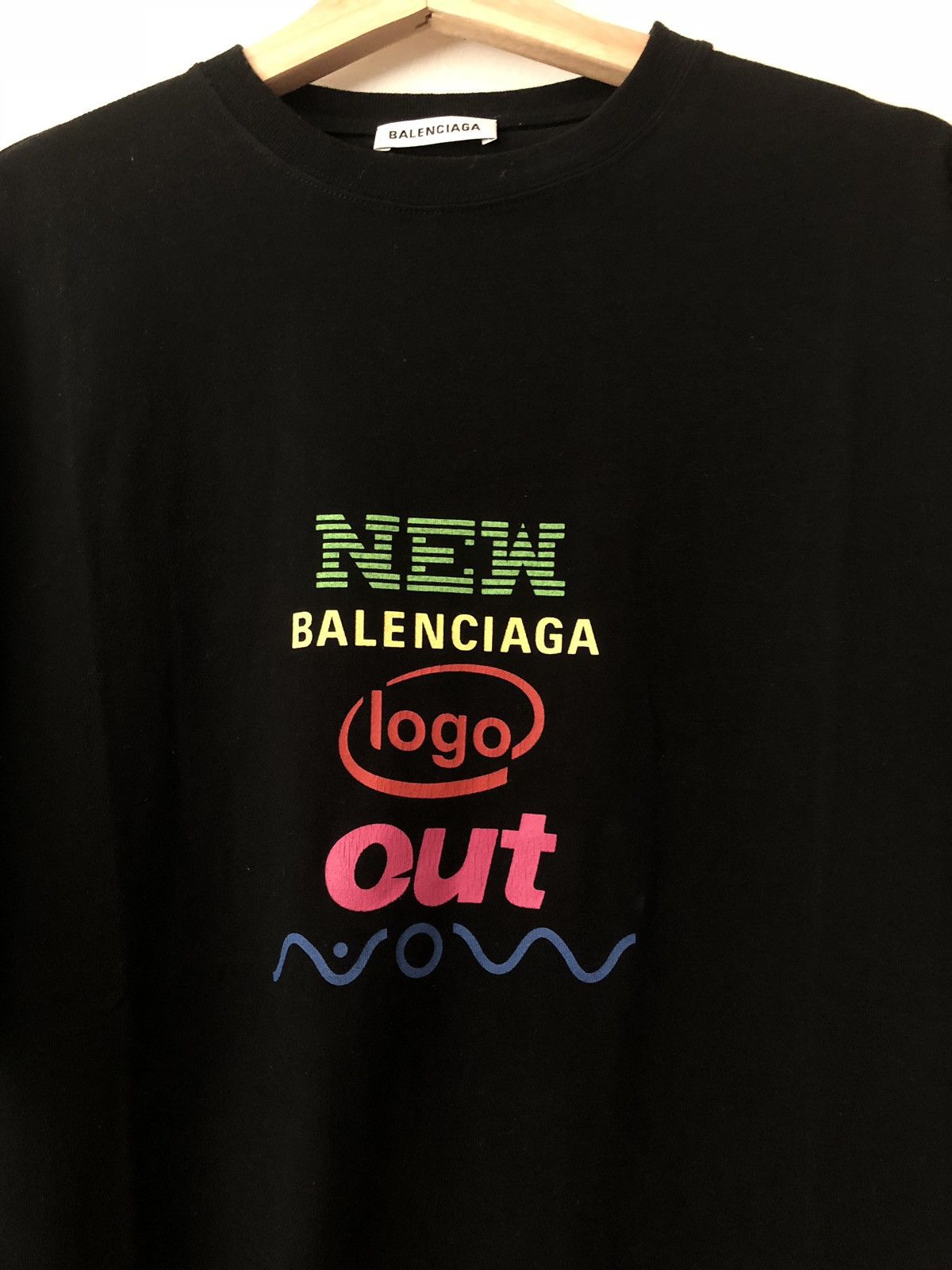 Balenciaga new logo out now tee best sale