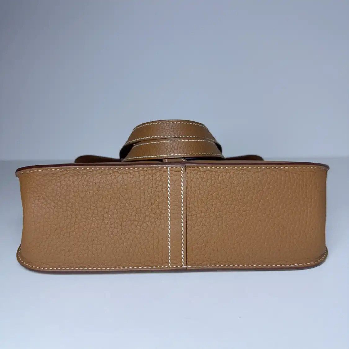 Hermes Hermes Halzan 25 Gold Brown Clemence cowhide leather shoulder bag silver hardwar Size ONE SIZE - 5 Thumbnail