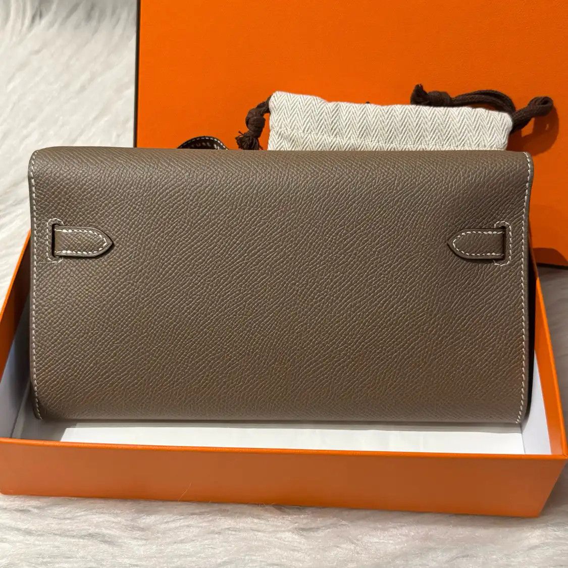 Hermes Hermes Kelly To Go 20 Etoupe Epsom cowhide leather Kelly shoulder bag silver har Size ONE SIZE - 4 Thumbnail