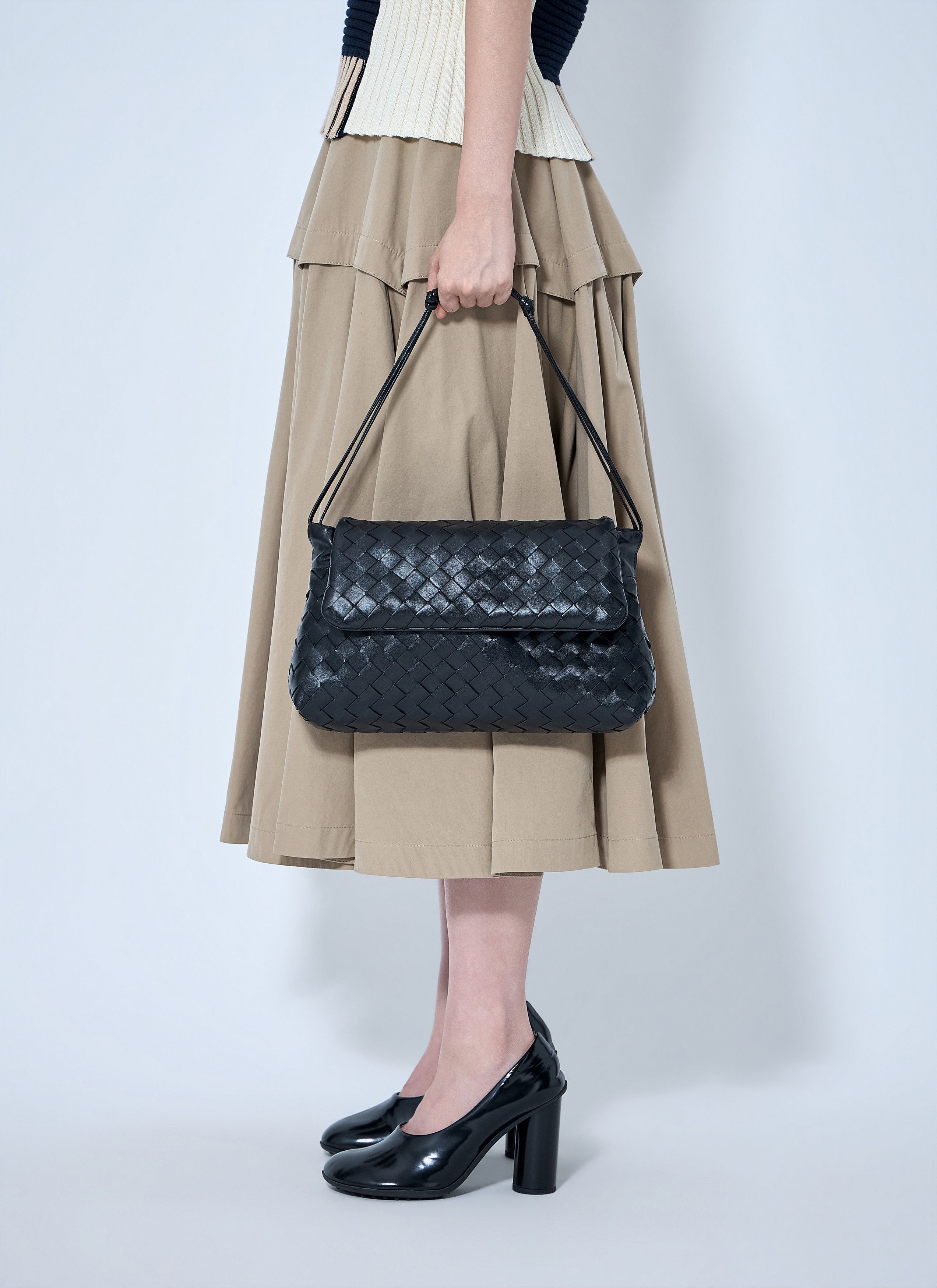 Bottega Veneta Giorno Handbag Size ONE SIZE - 6 Thumbnail