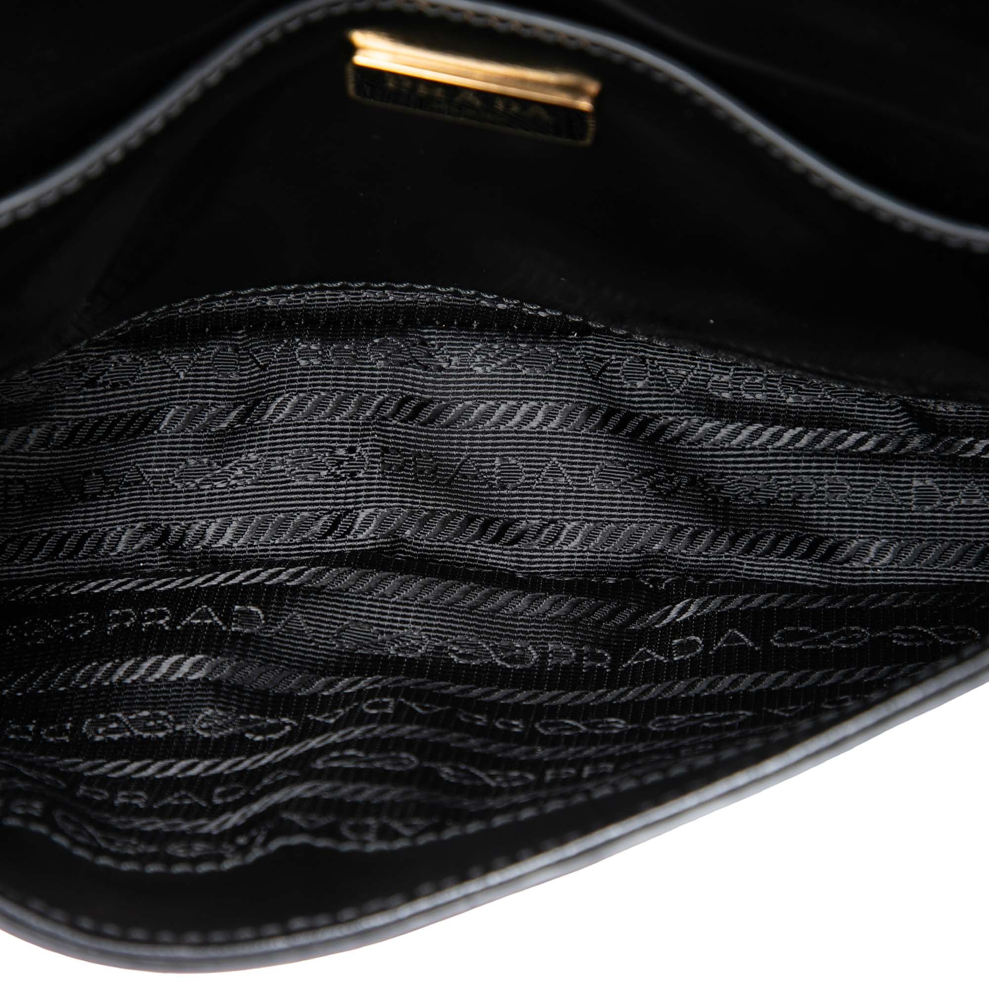 Prada Soft Calf Chain Crossbody Size ONE SIZE - 4 Thumbnail