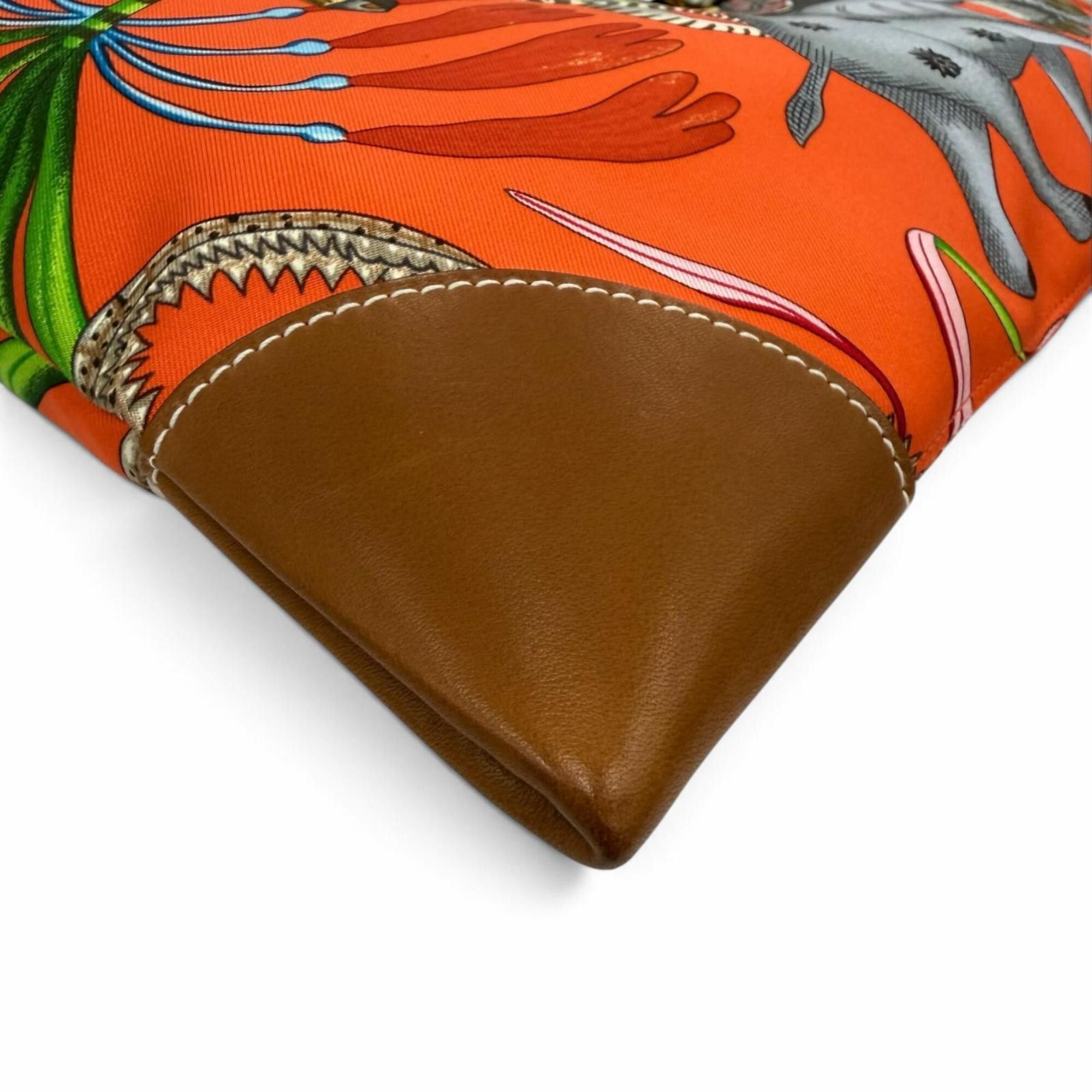 Hermes HERMES Silky City 33 PM La Marche du Zambeze (The March on the Zambezi River) 100% Silk Barenia Orange Poppy Fauve Shoulder Bag, X Stamp, Made in France, Women's, with Dust Bag Size ONE SIZE - 8 Thumbnail