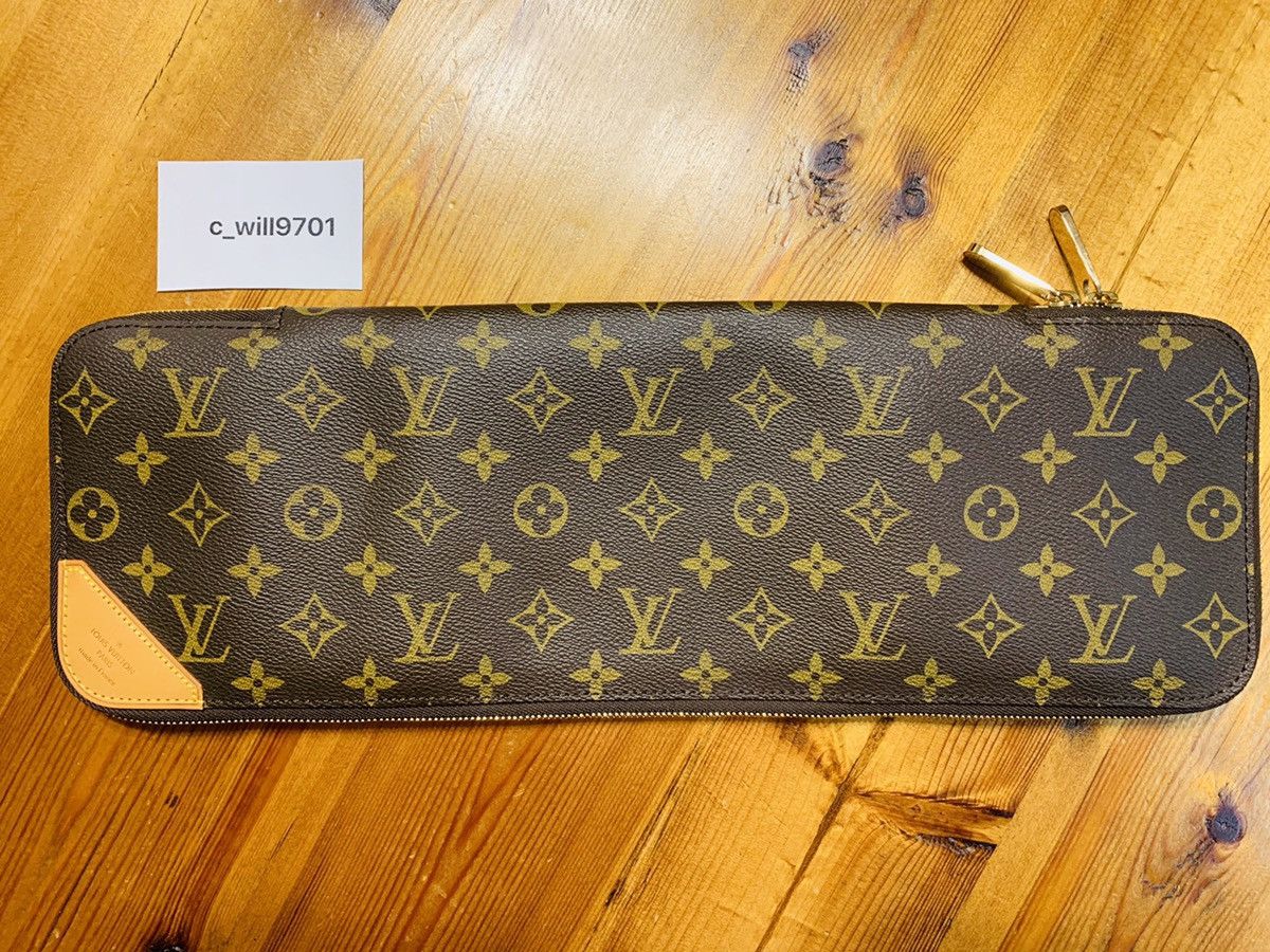 Louis Vuitton, TIE CASE 5 model